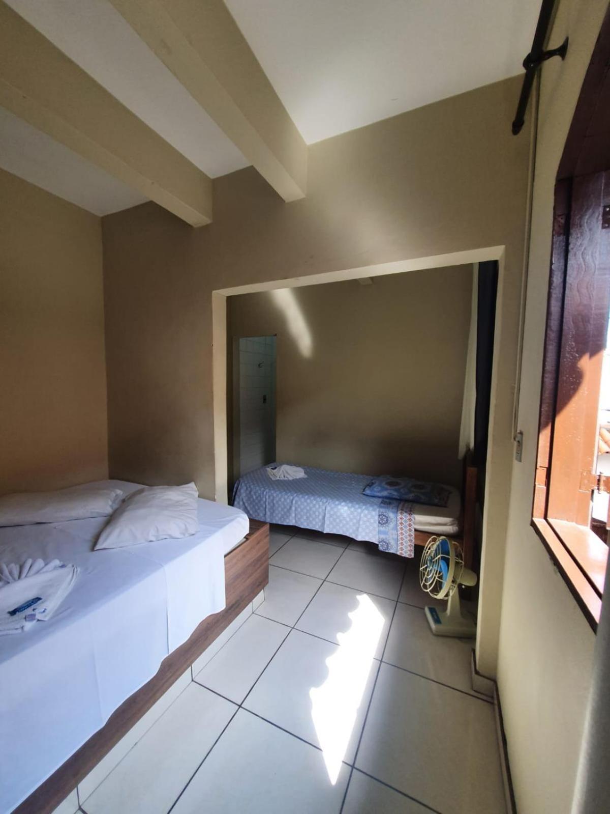 Quarto Triplo Econômico