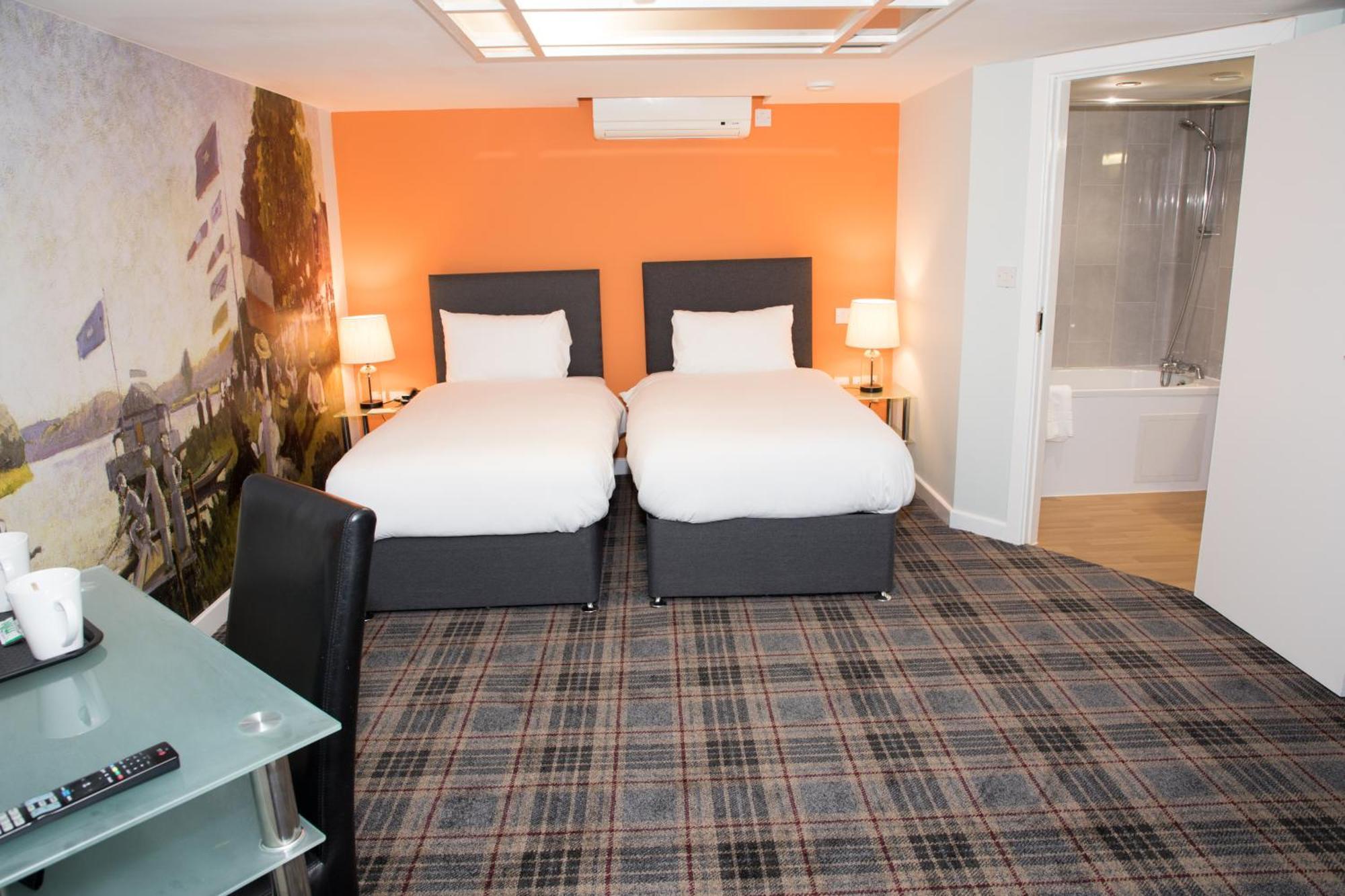 Standard Twin Room without Window