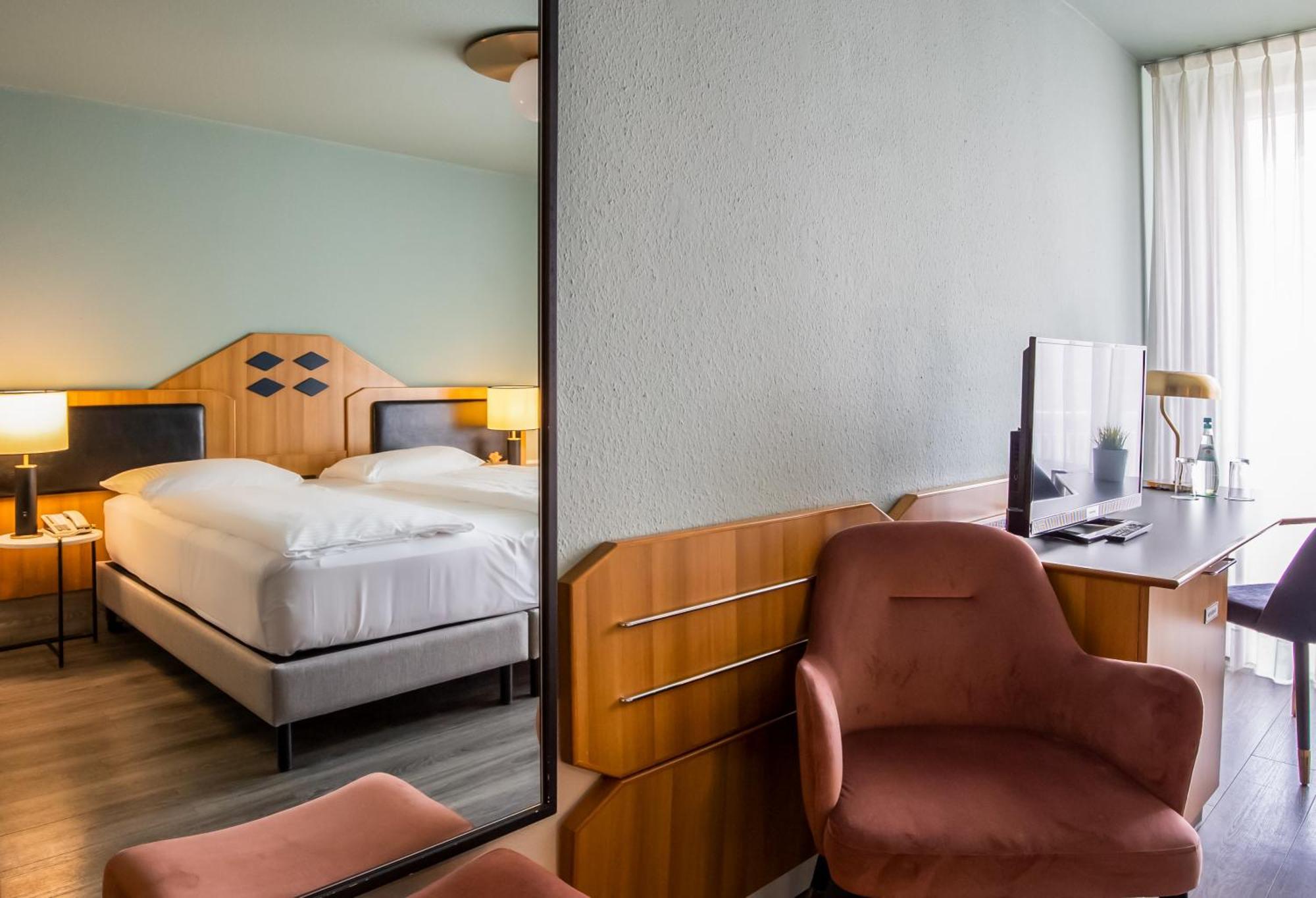 Classic Double Room,1739359772:JPEG
