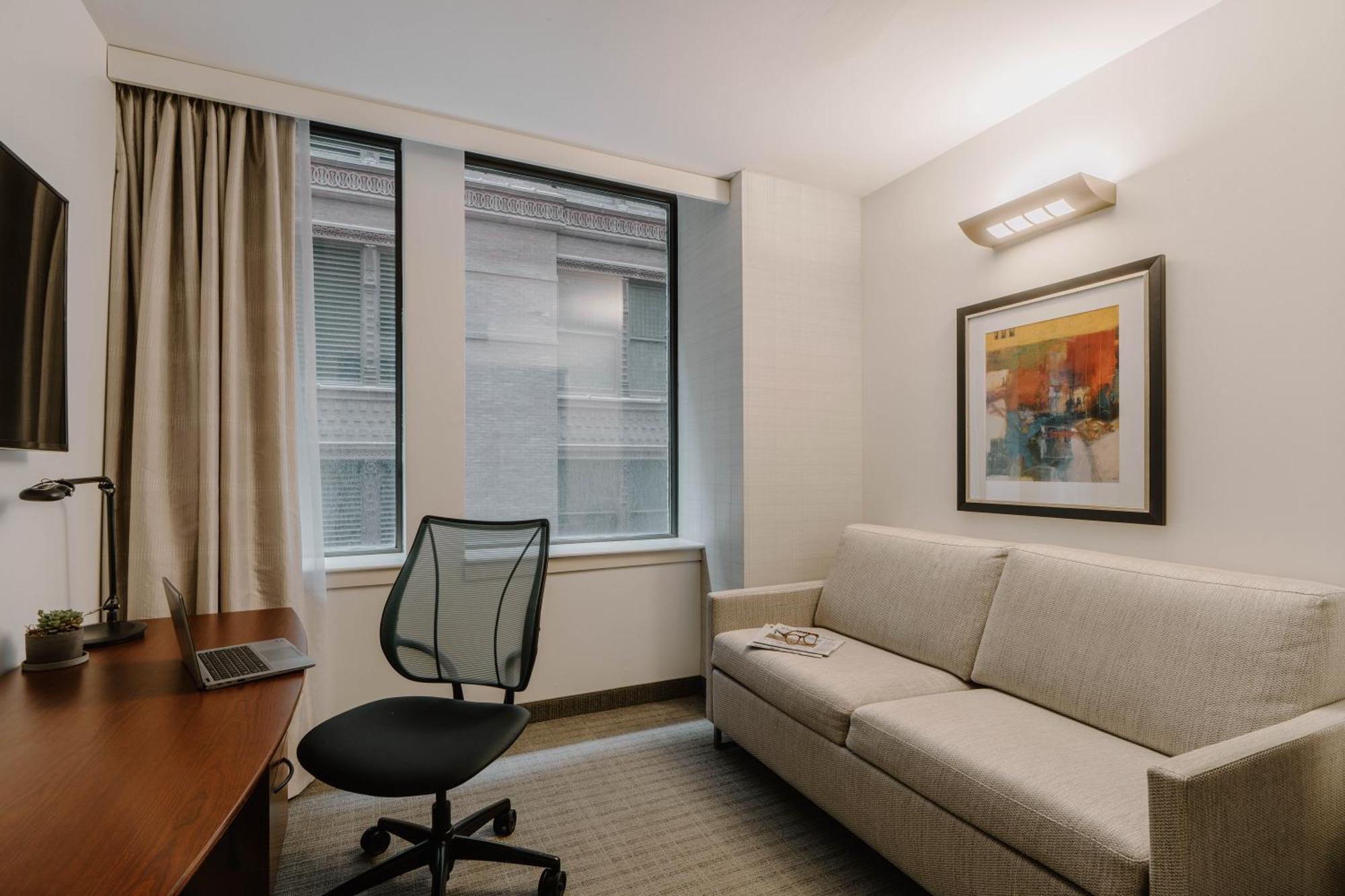 One-Bedroom Suite Kitchenette