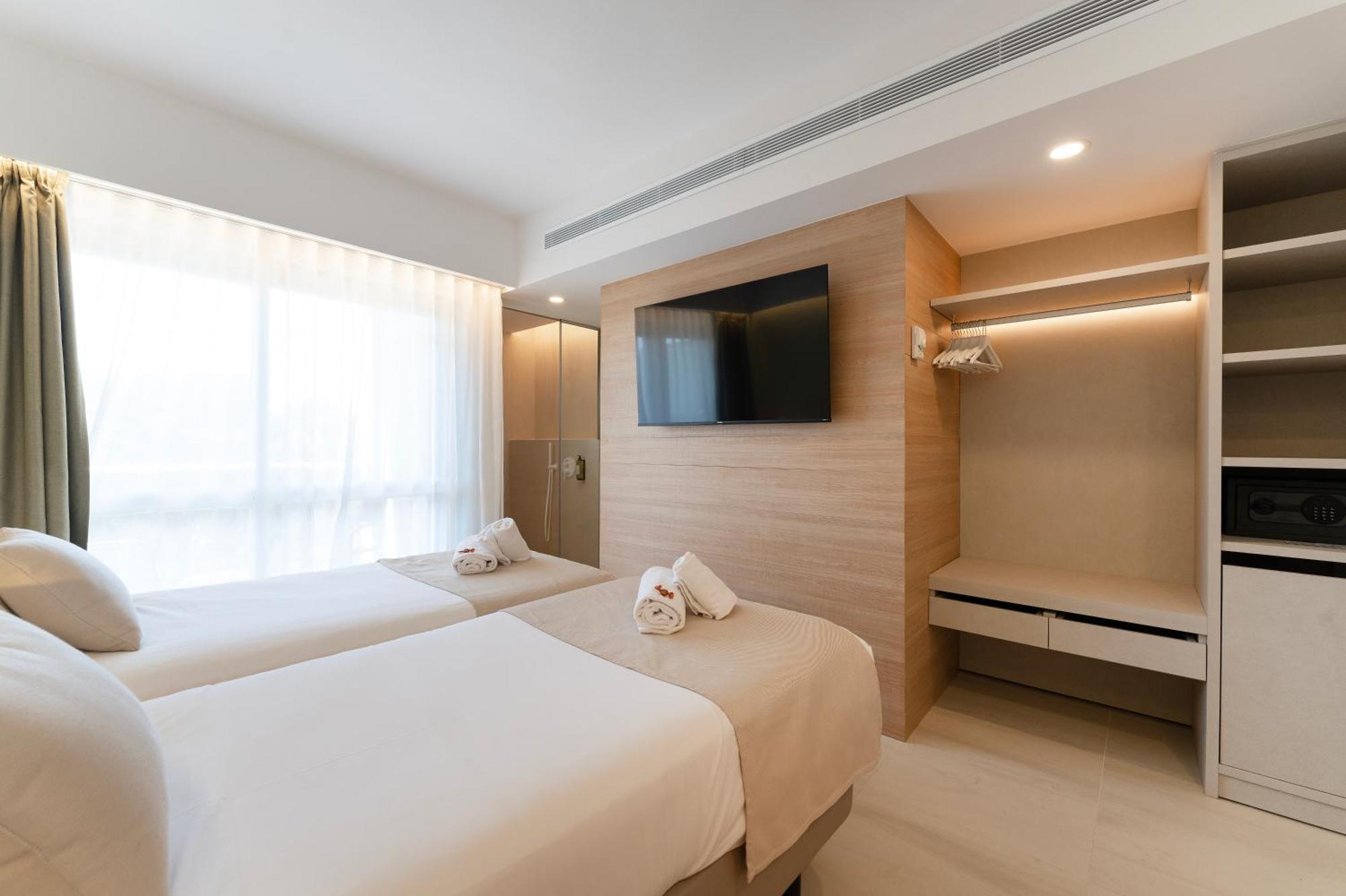 Twin Room