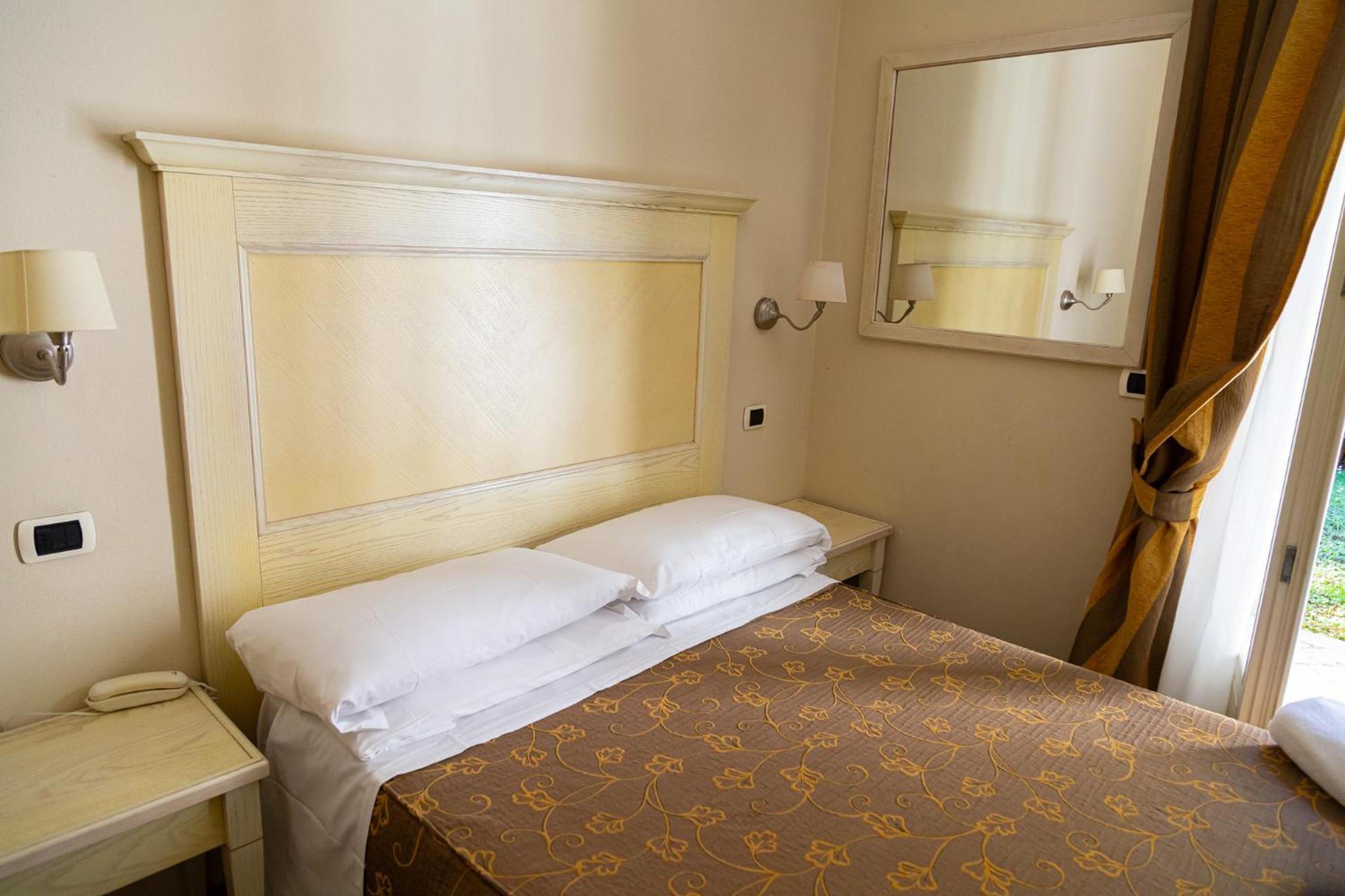 Two connecting rooms Private Bathroom