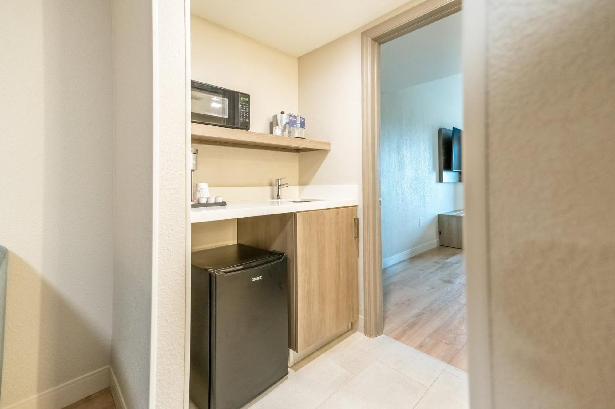 One-Bedroom Suite with Sofa Bed