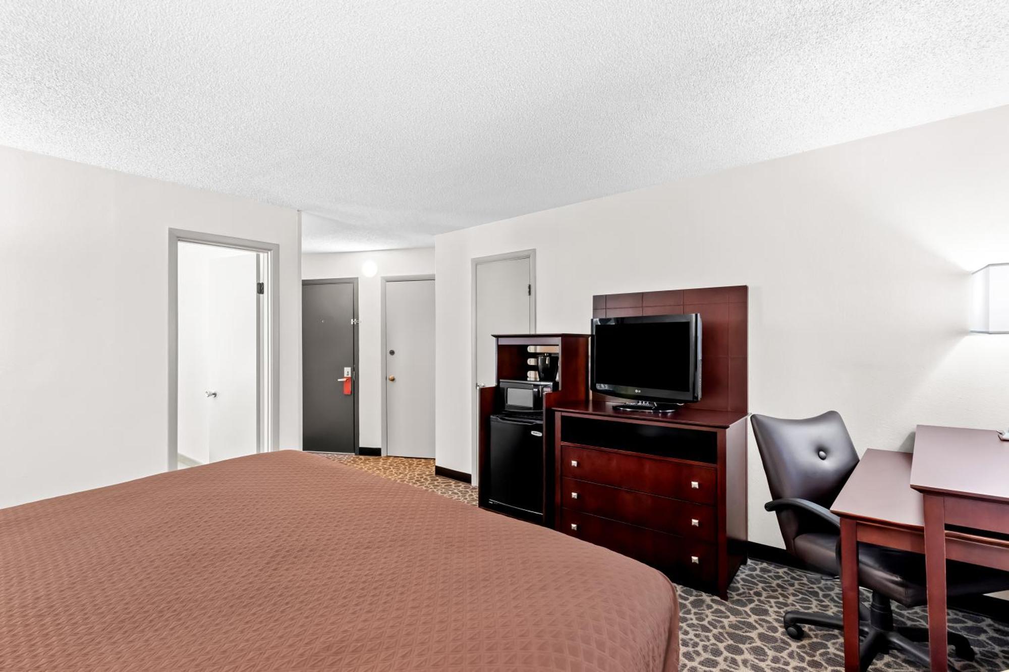 Standard King Room