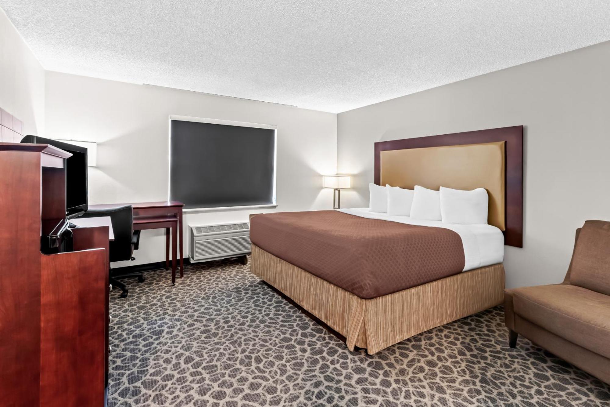 Standard King Room