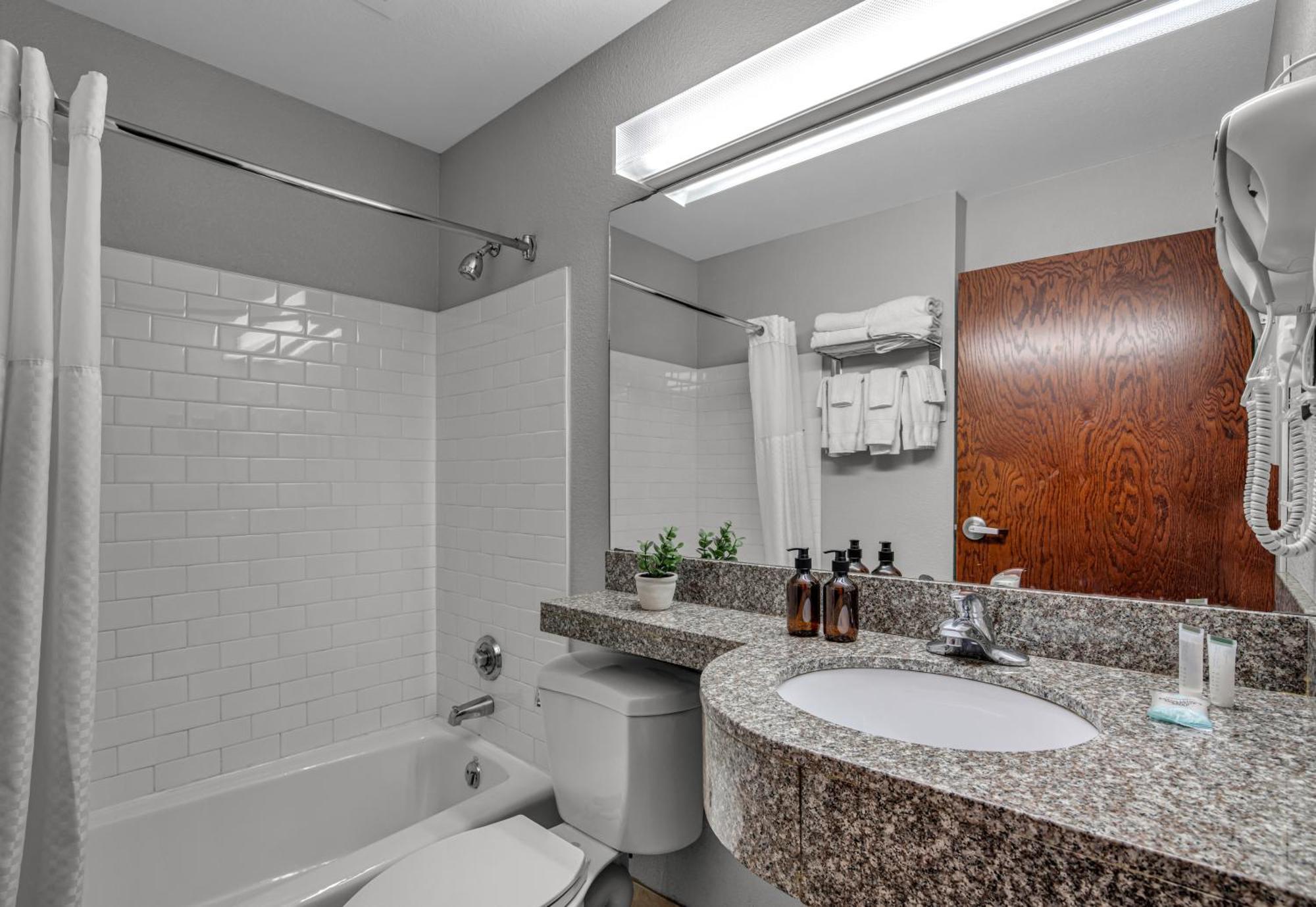 Queen Suite