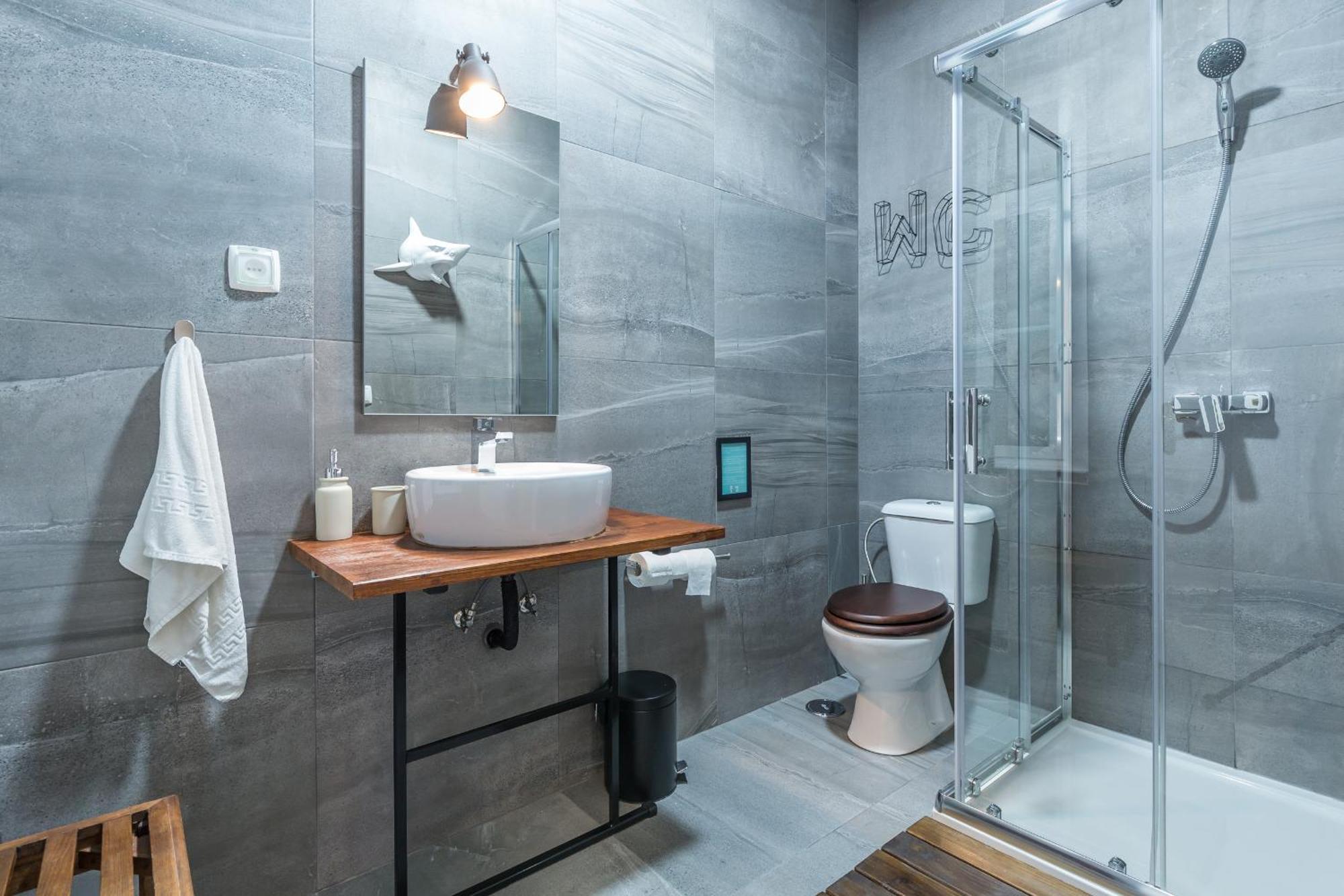 Double Room Private External Bathroom