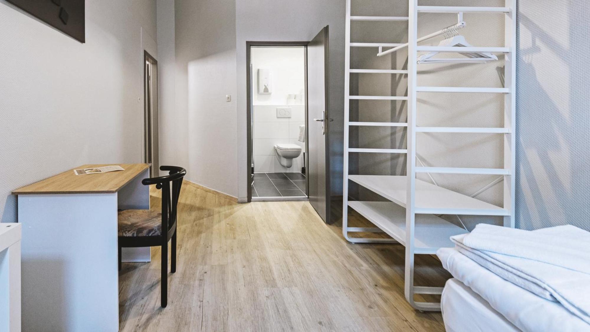 Single Room Private Bathroom