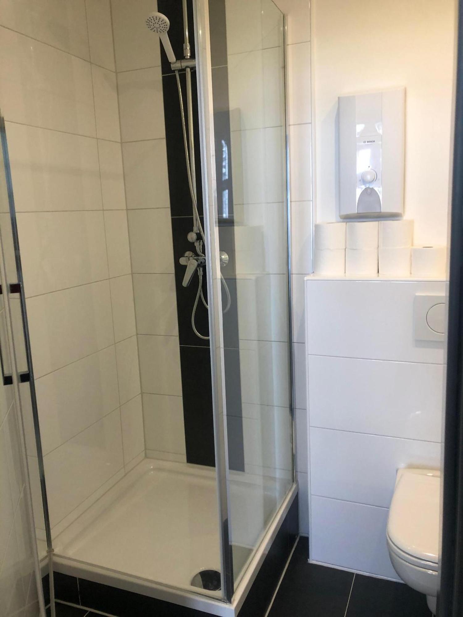 Single Room Private Bathroom
