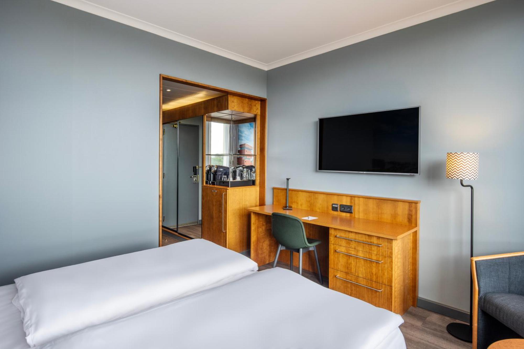 Standard Room,1706212112:JPEG