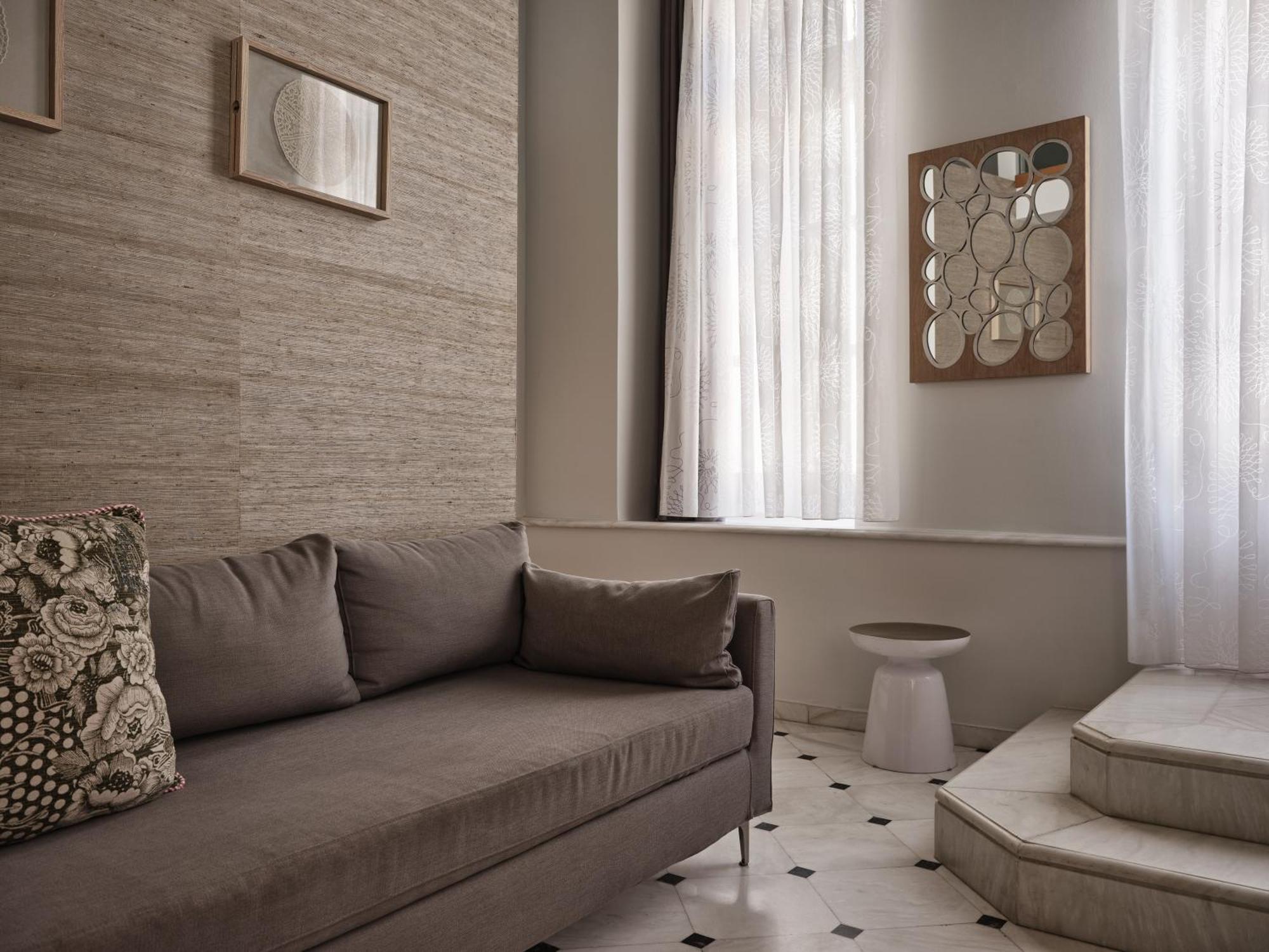 One-Bedroom Suite