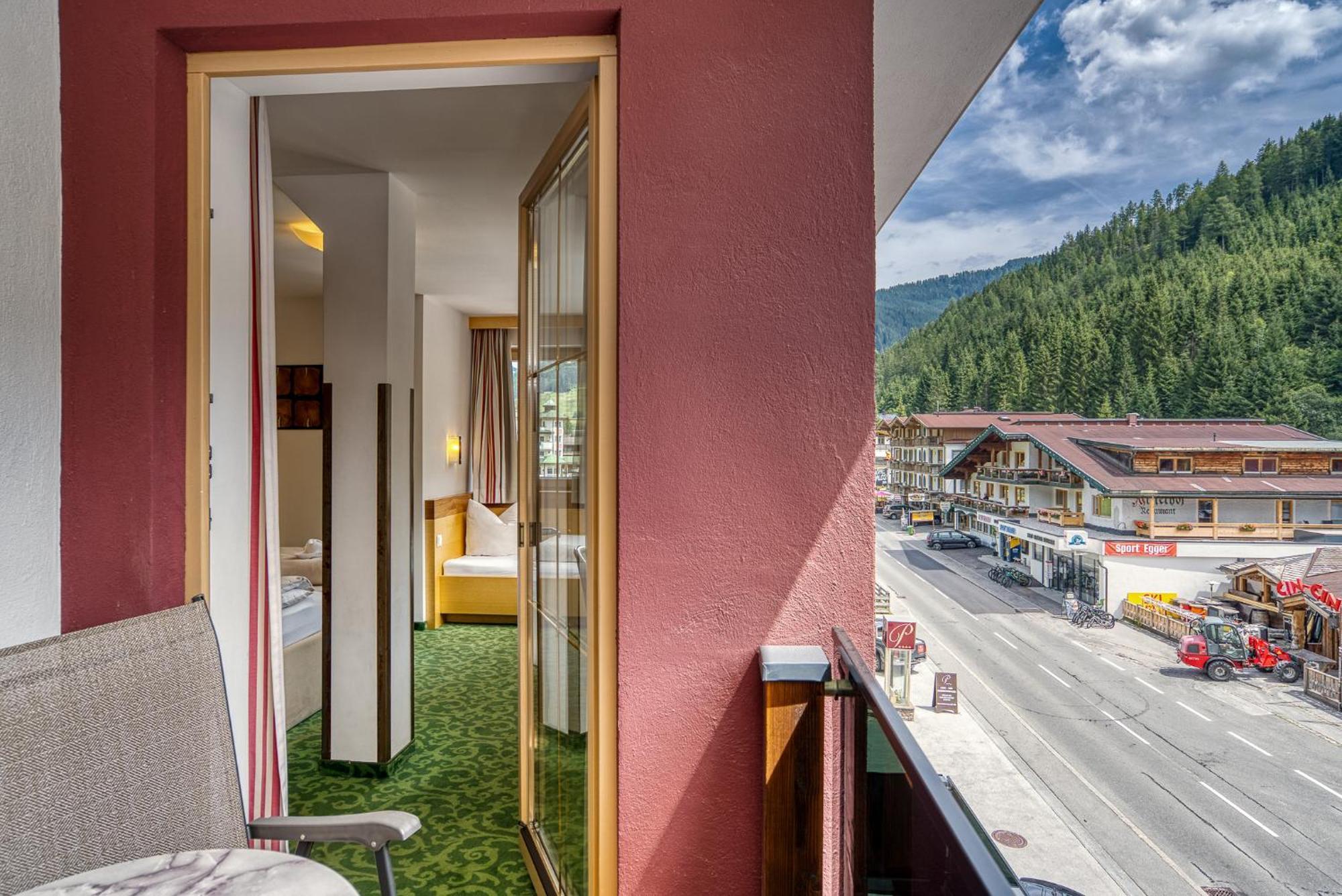 Comfort Triple Room Balcony