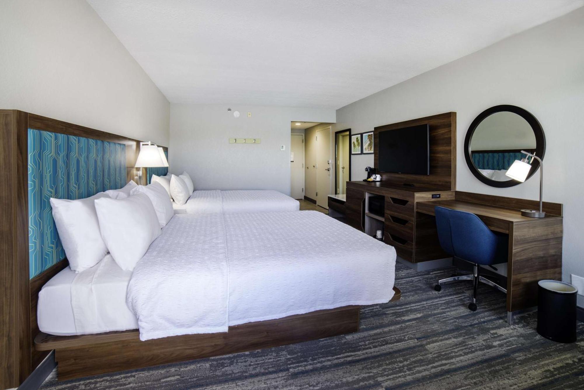 Room Two Queen Beds Non-Smoking