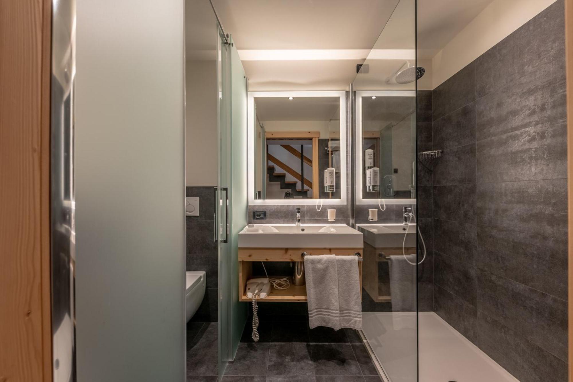 Deluxe Junior Suite