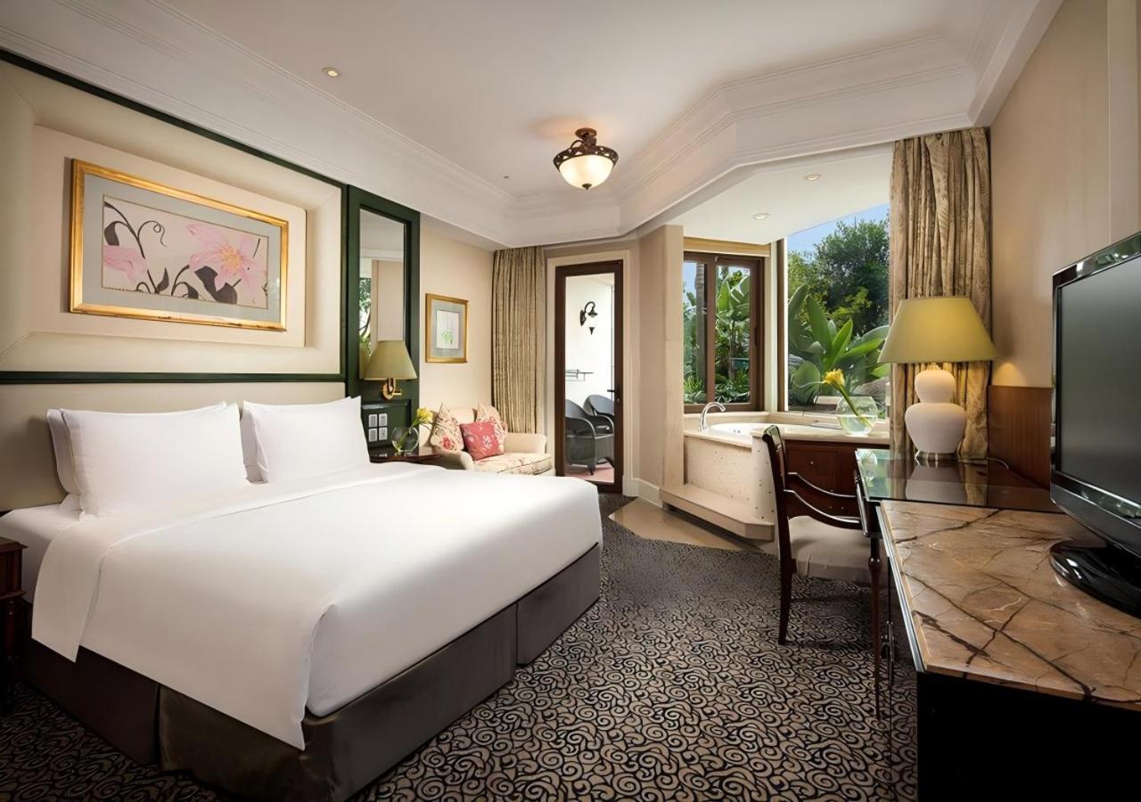 Queen Room Balcony