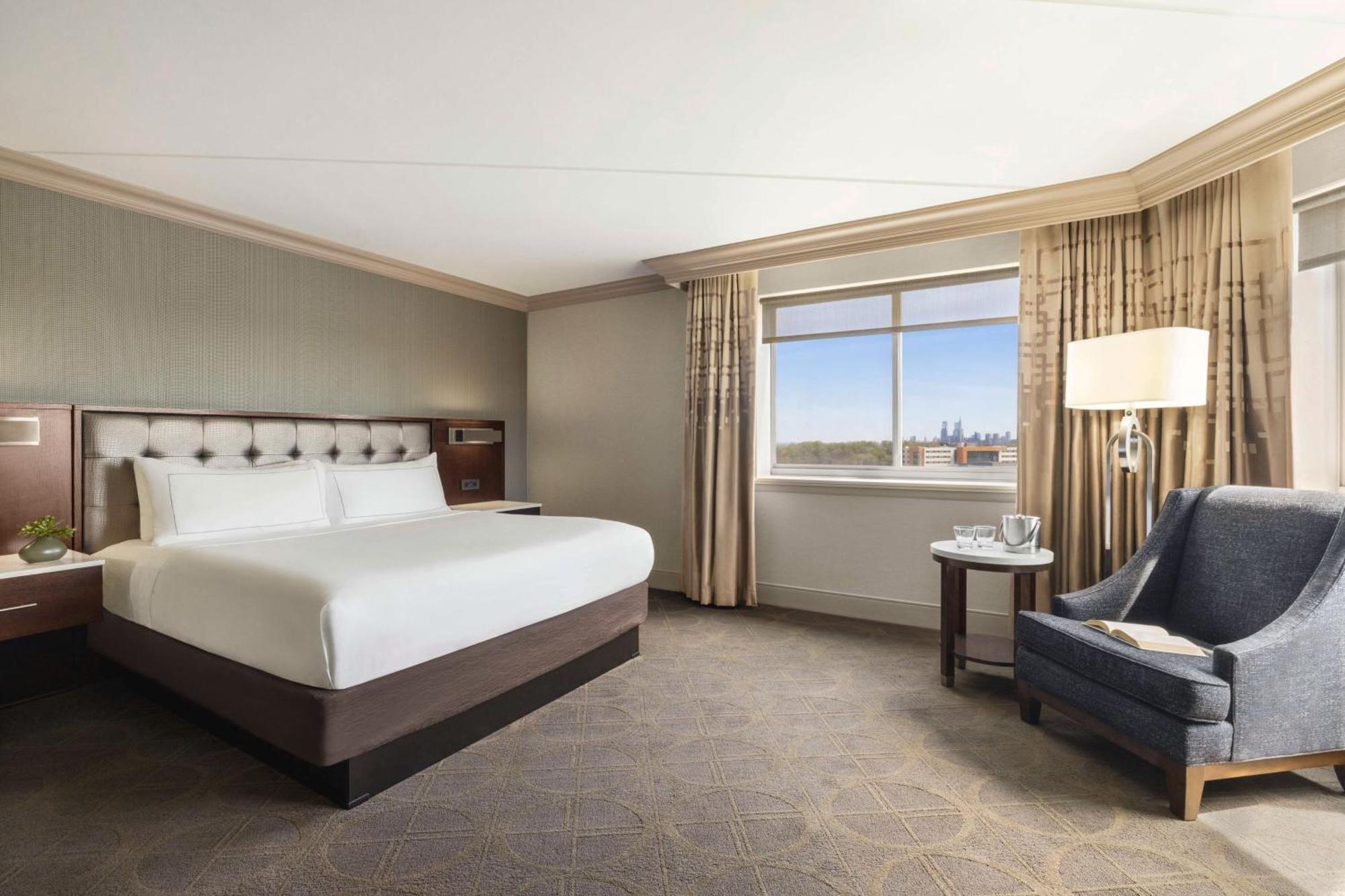 Superior King Room