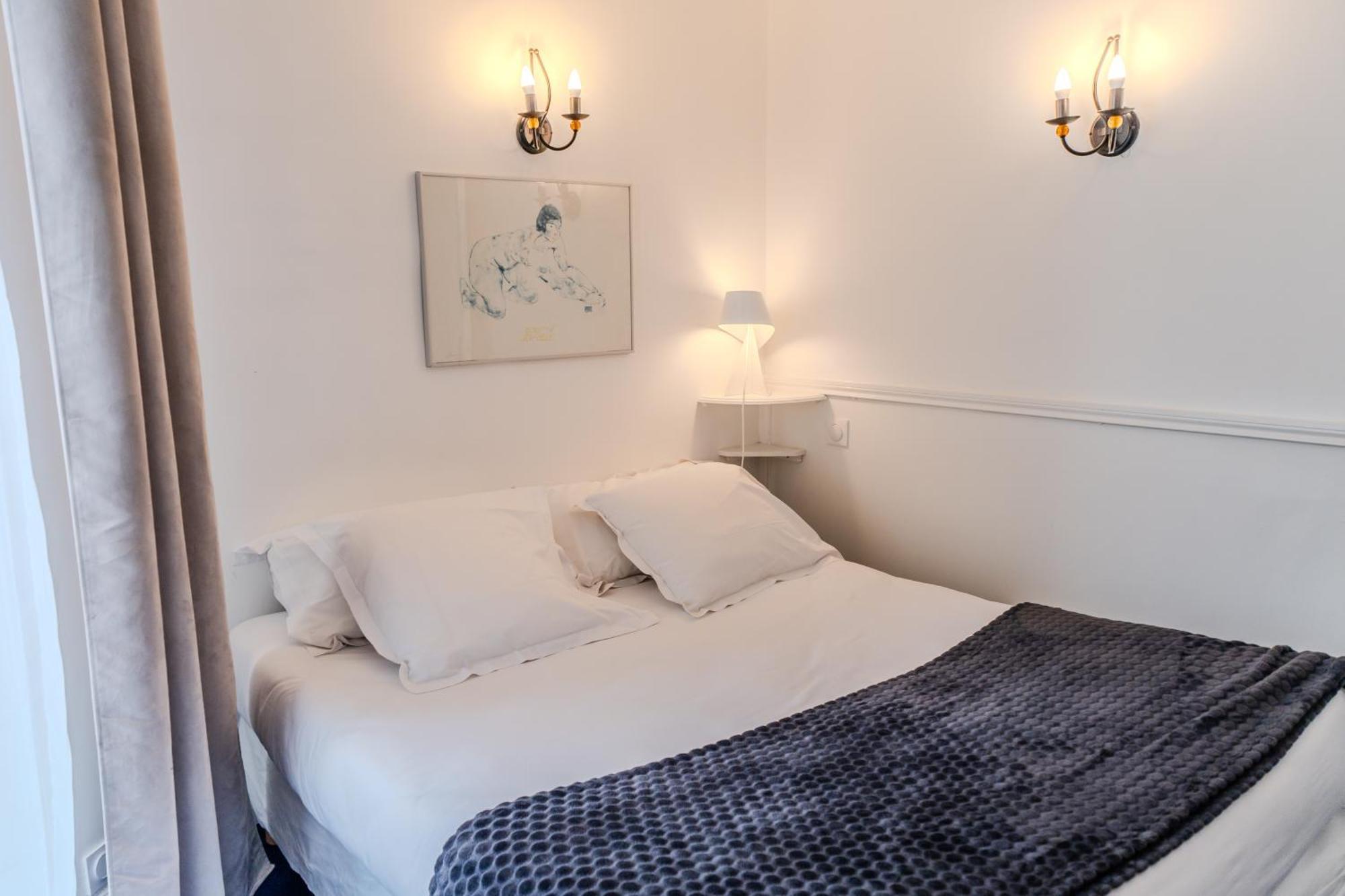 Double Room Bath