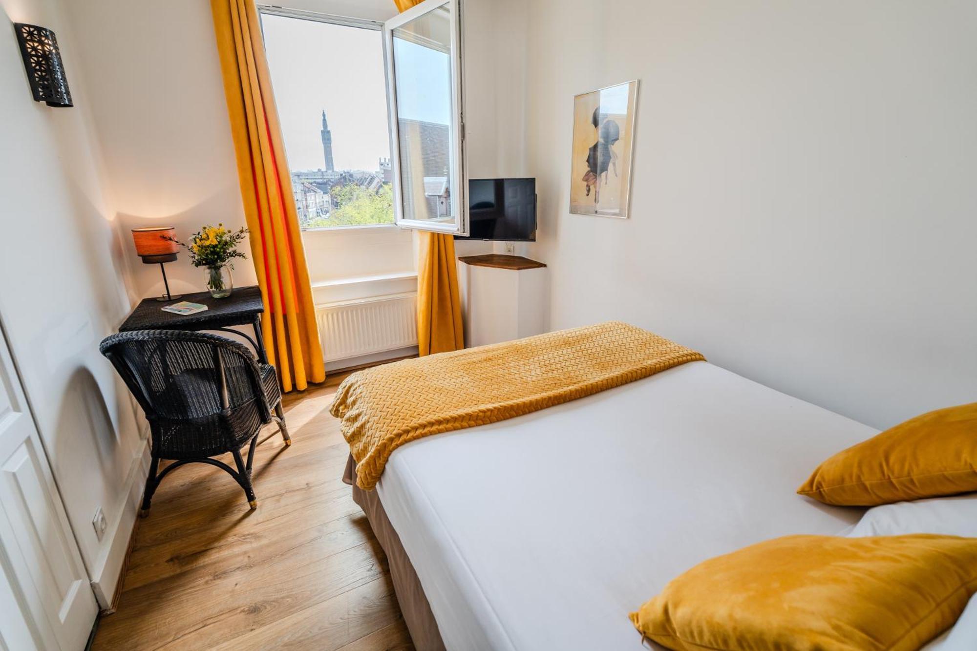Double Room Bath