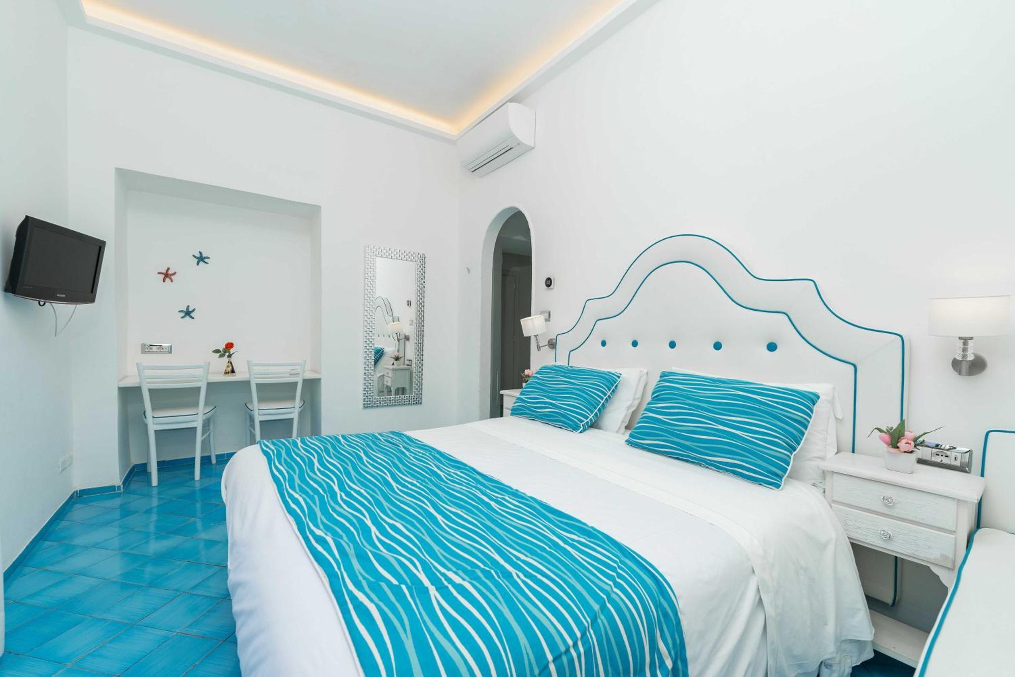 Basic Triple Room
