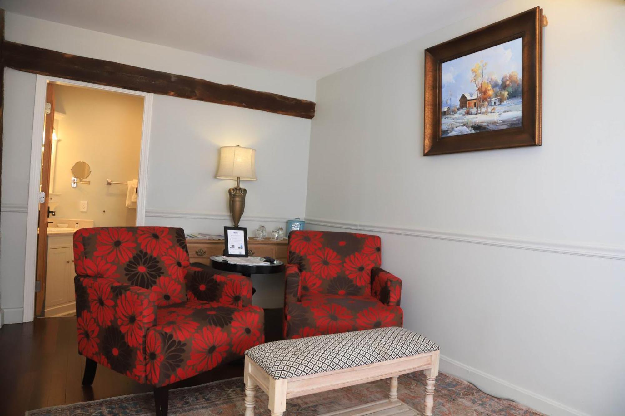Queen Suite
