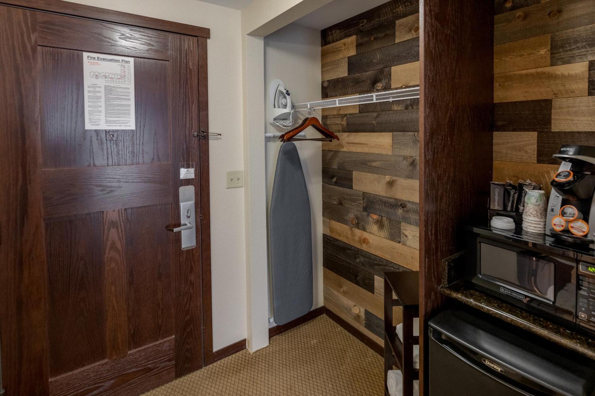 Two Queen Classic Room