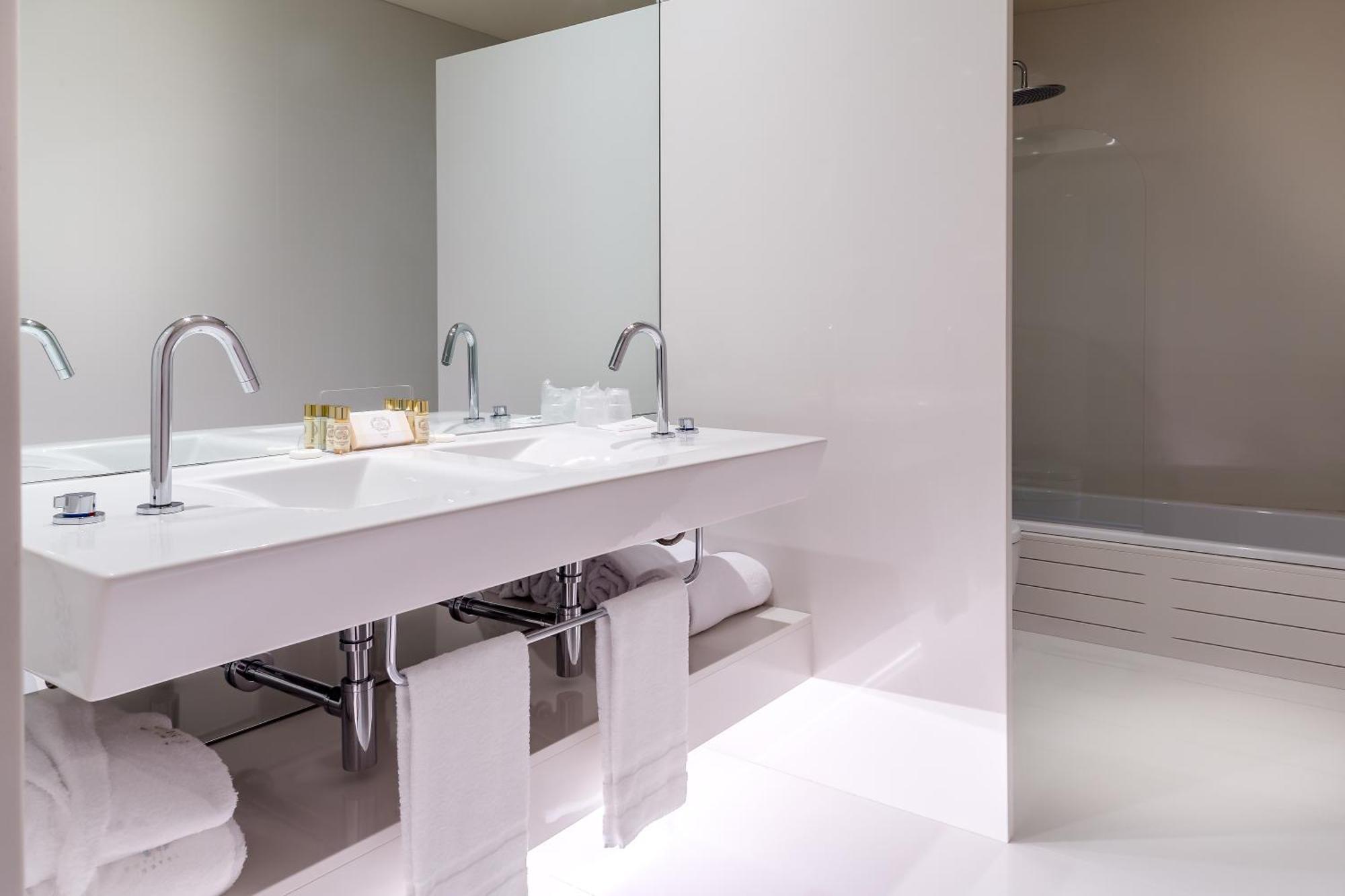 Suite Spa Bath