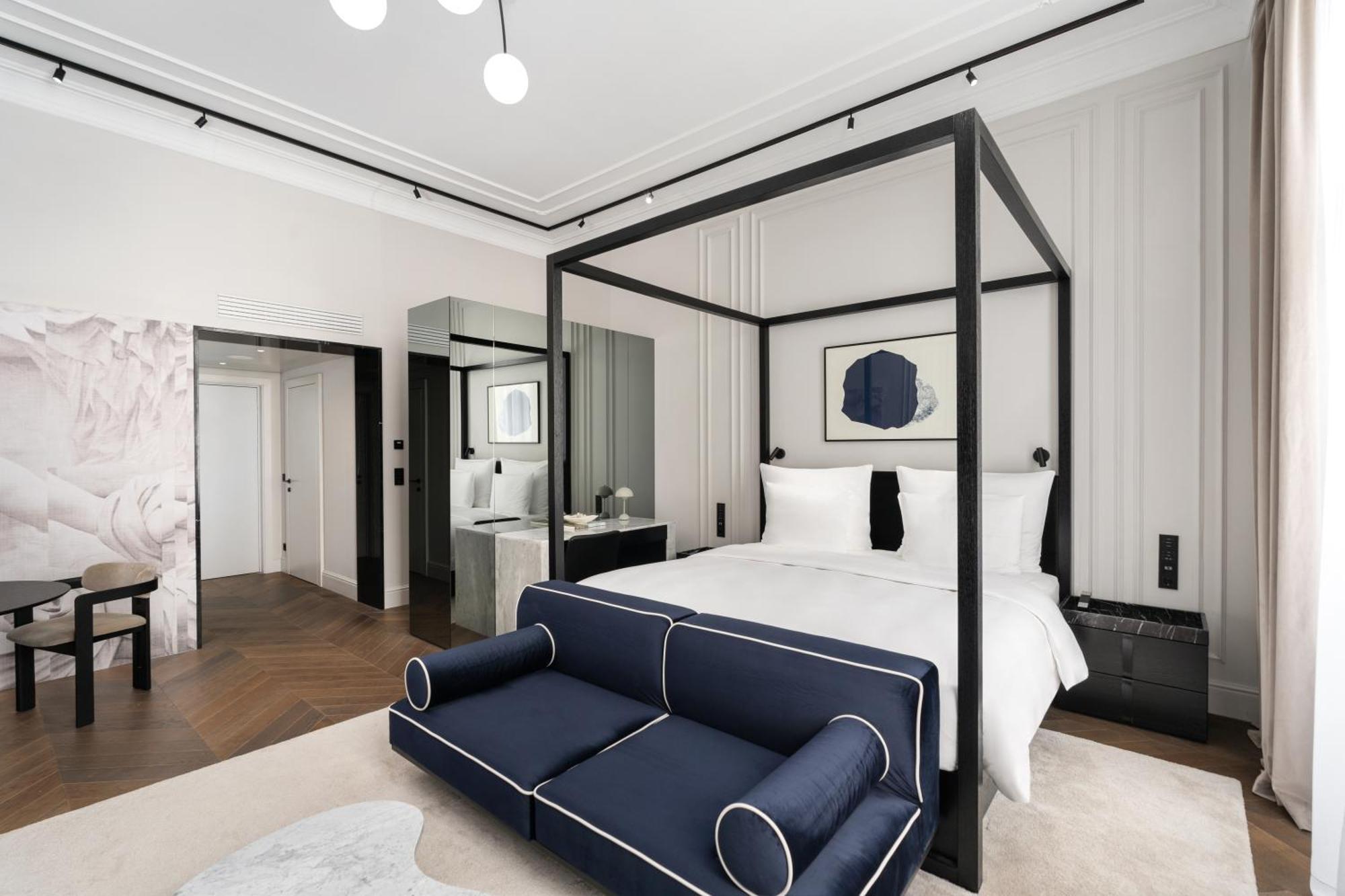Grand Deluxe Double Room