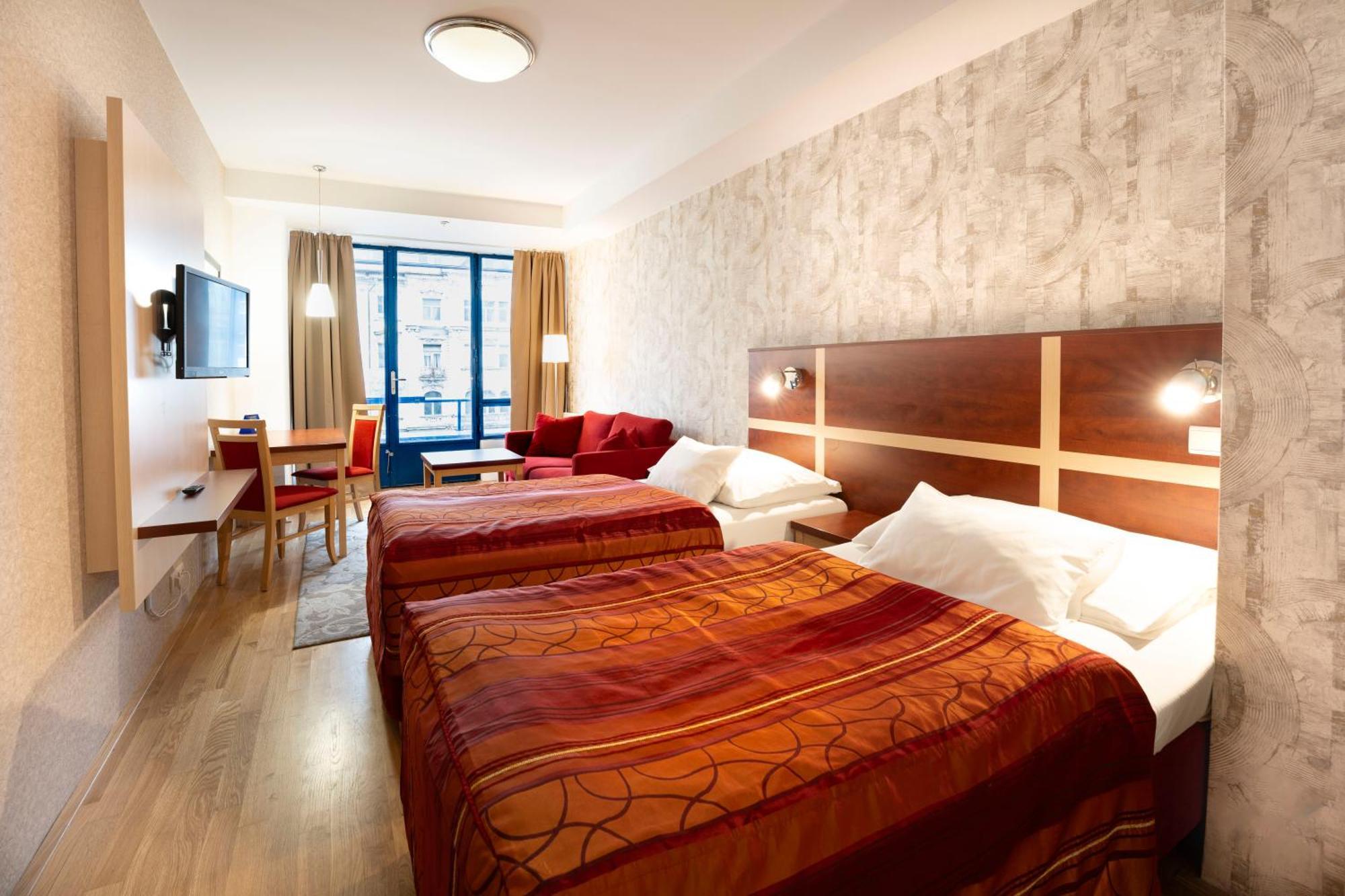 Double or Twin room Wenceslas square view
