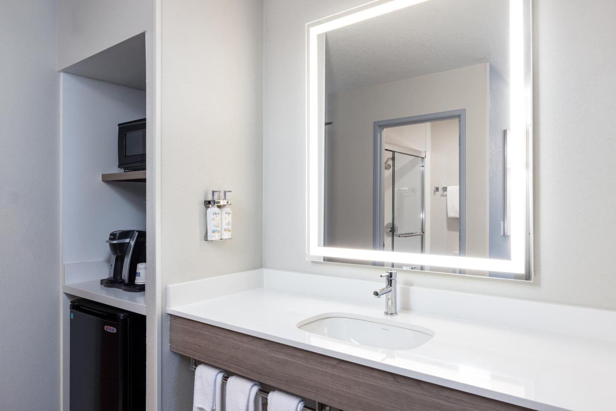 Two-Bedroom Suite