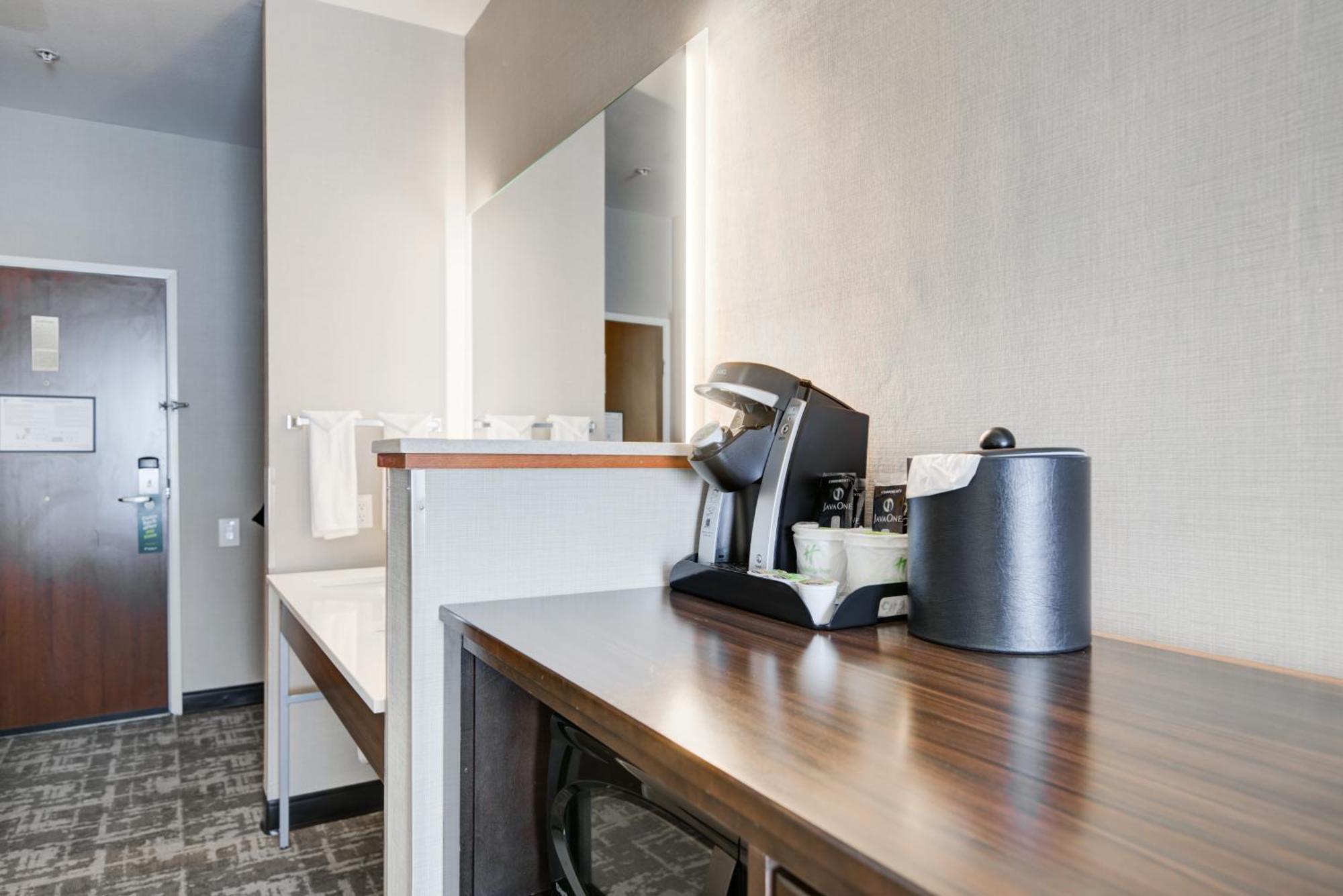 Deluxe Double Room Two Double Beds Non-Smoking