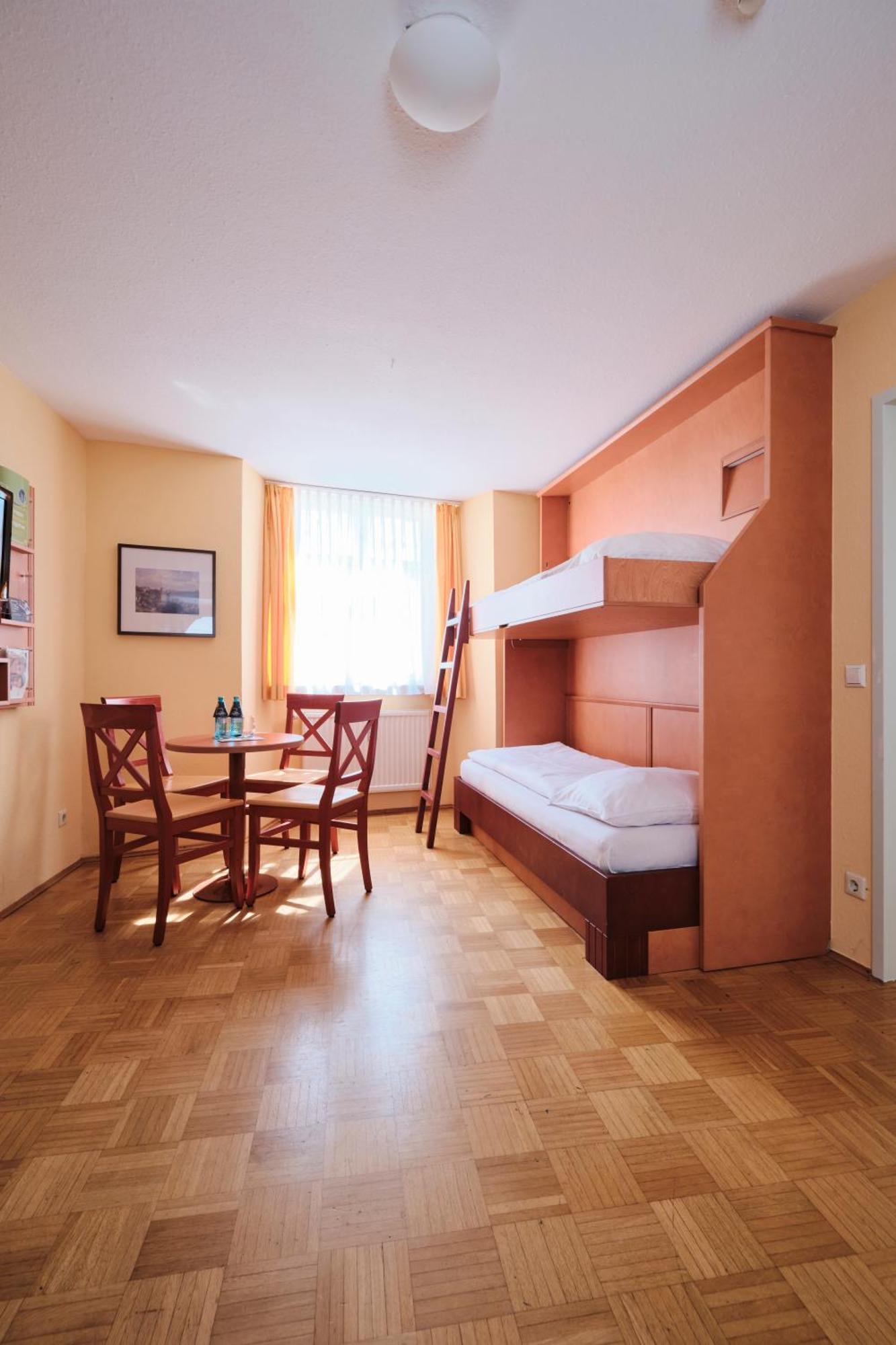 Family Room 2 bedrooms
