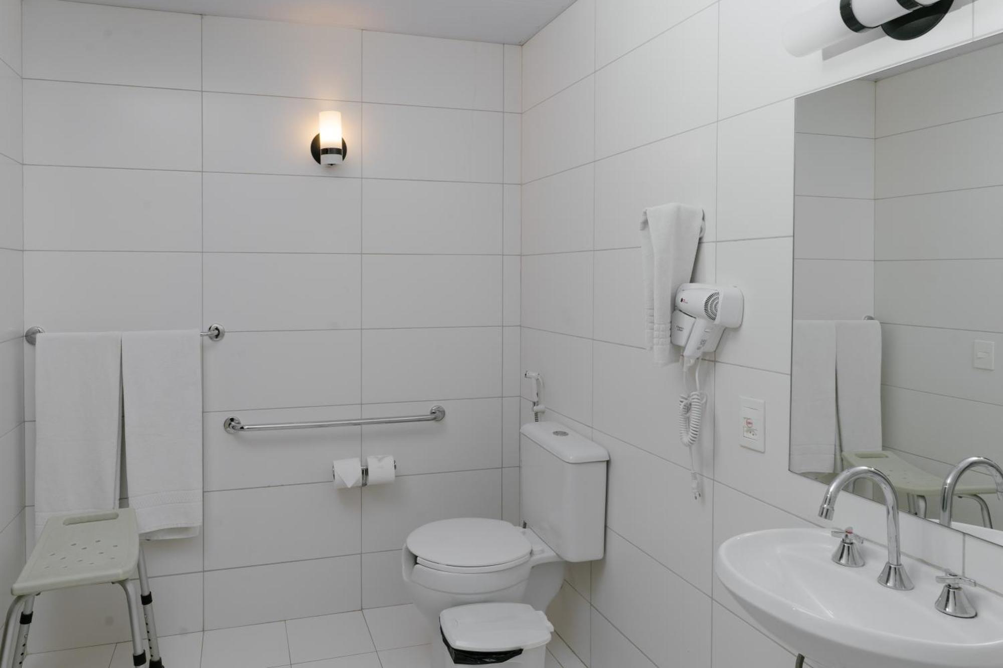 Quarto Duplo