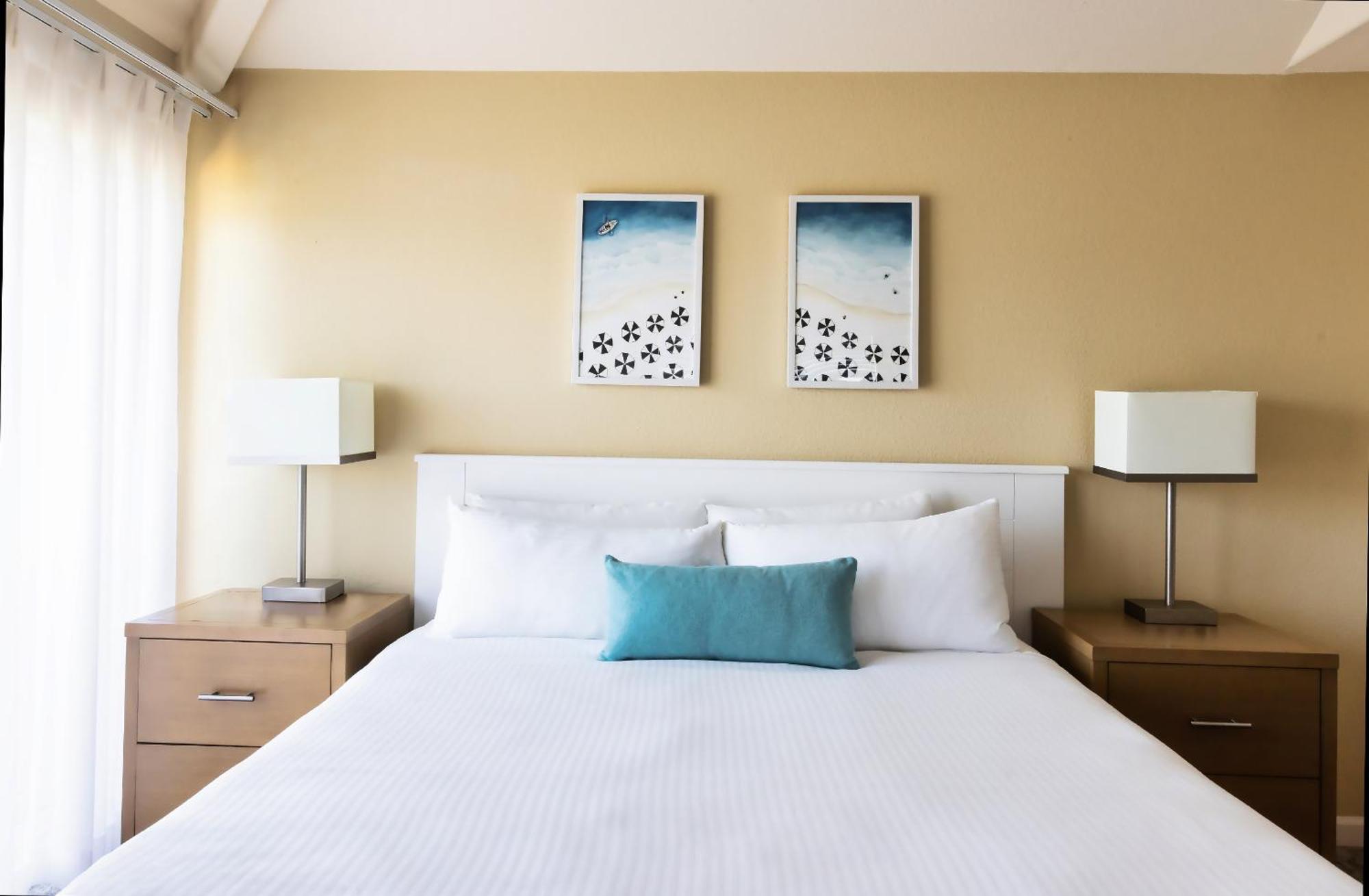 One-Bedroom Suite Garden View