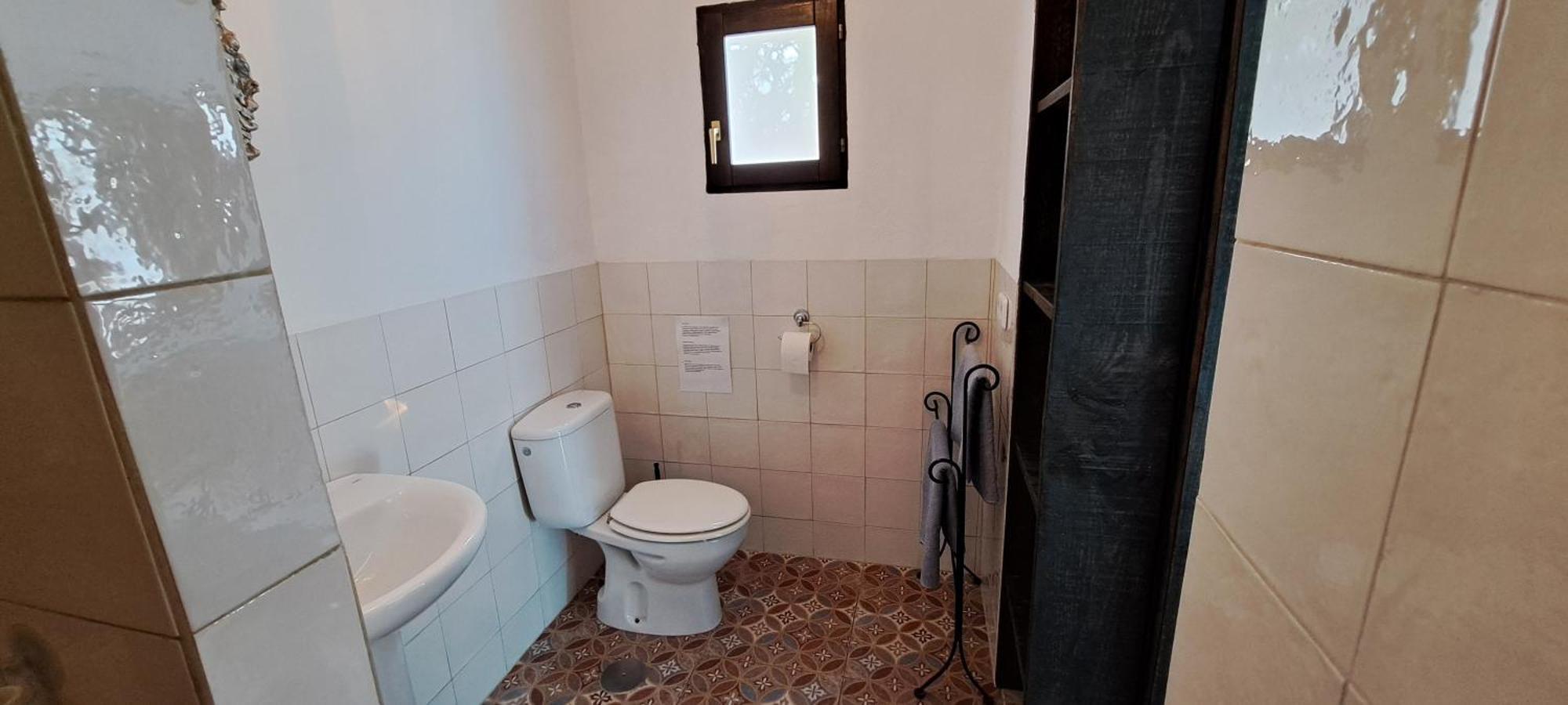 Double or Twin Room Private Bathroom