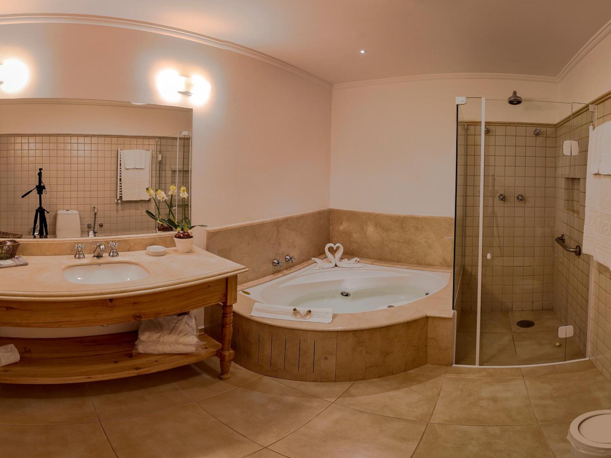 Double Room Spa Bath