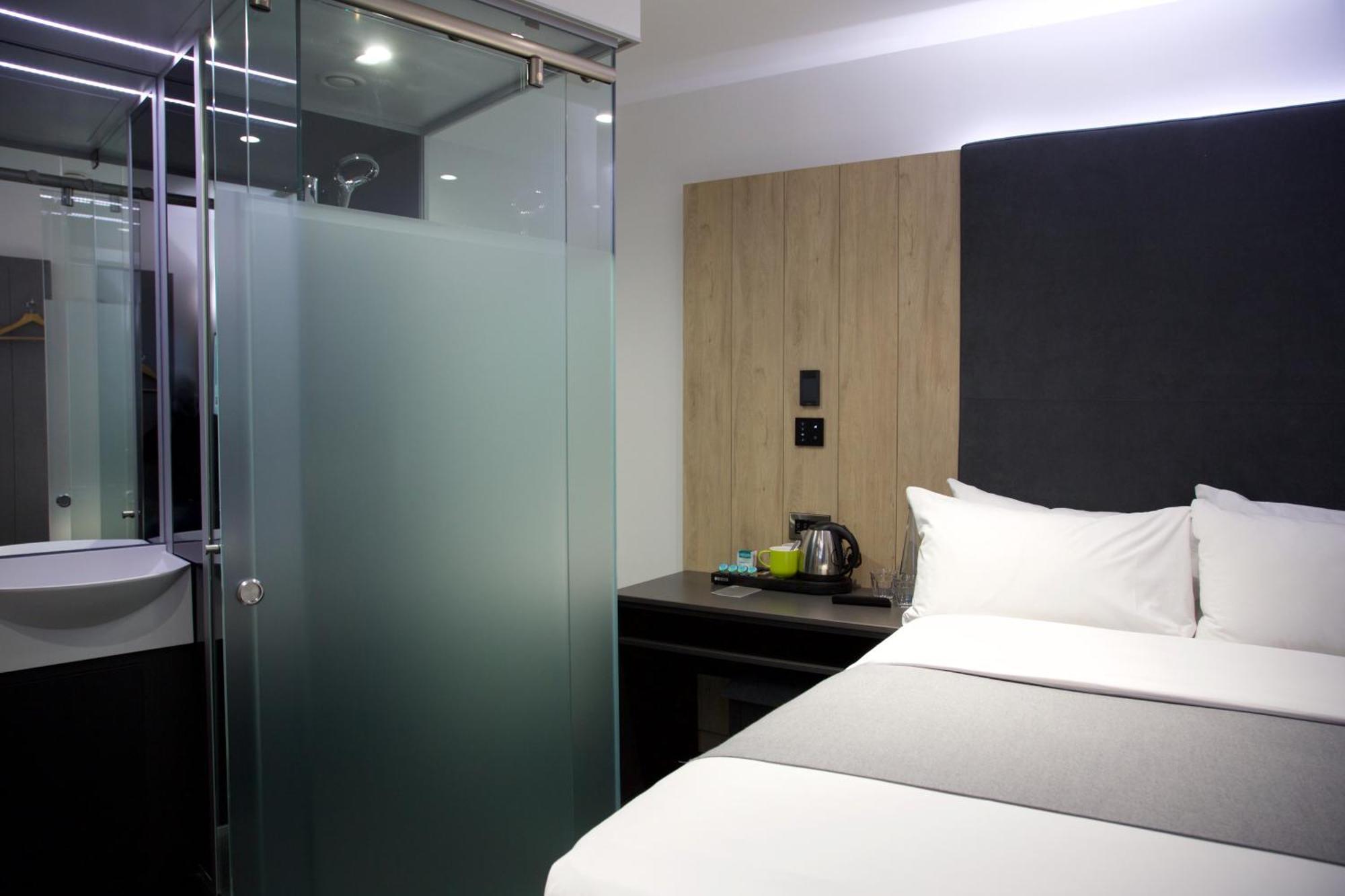 Double Room No Window