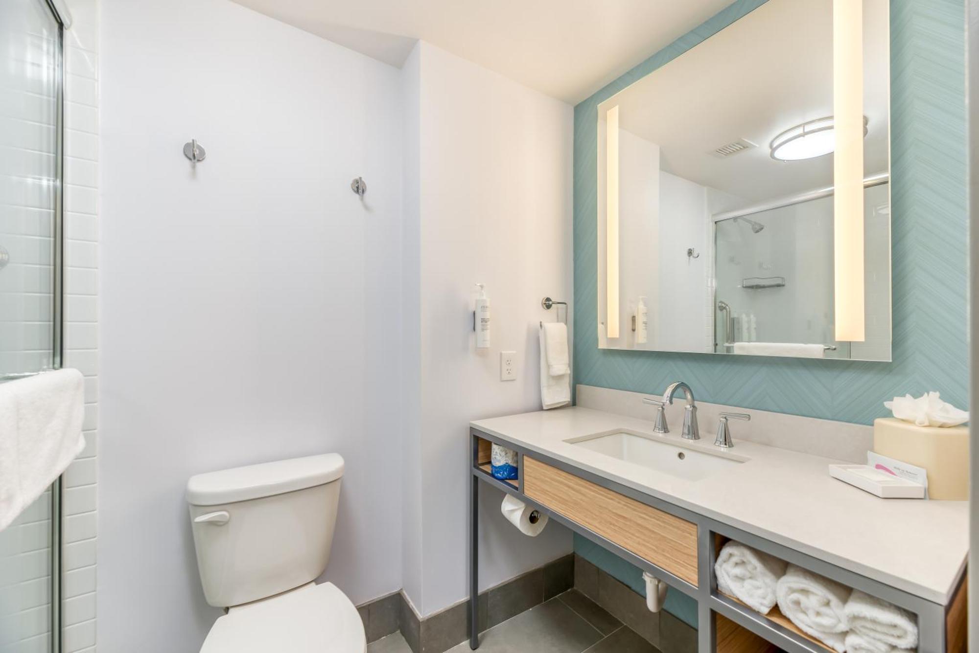 King Room with Spa Bath Oceanfront Balcony