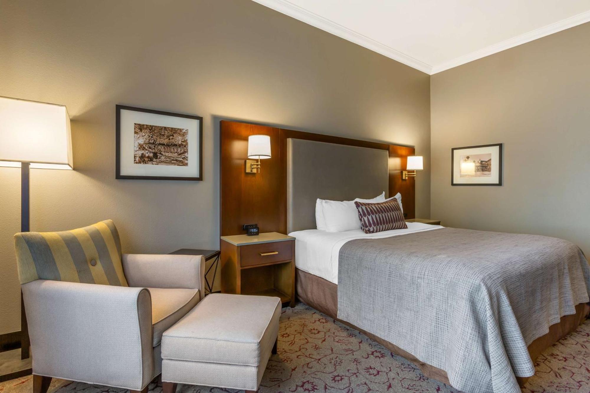 King Room