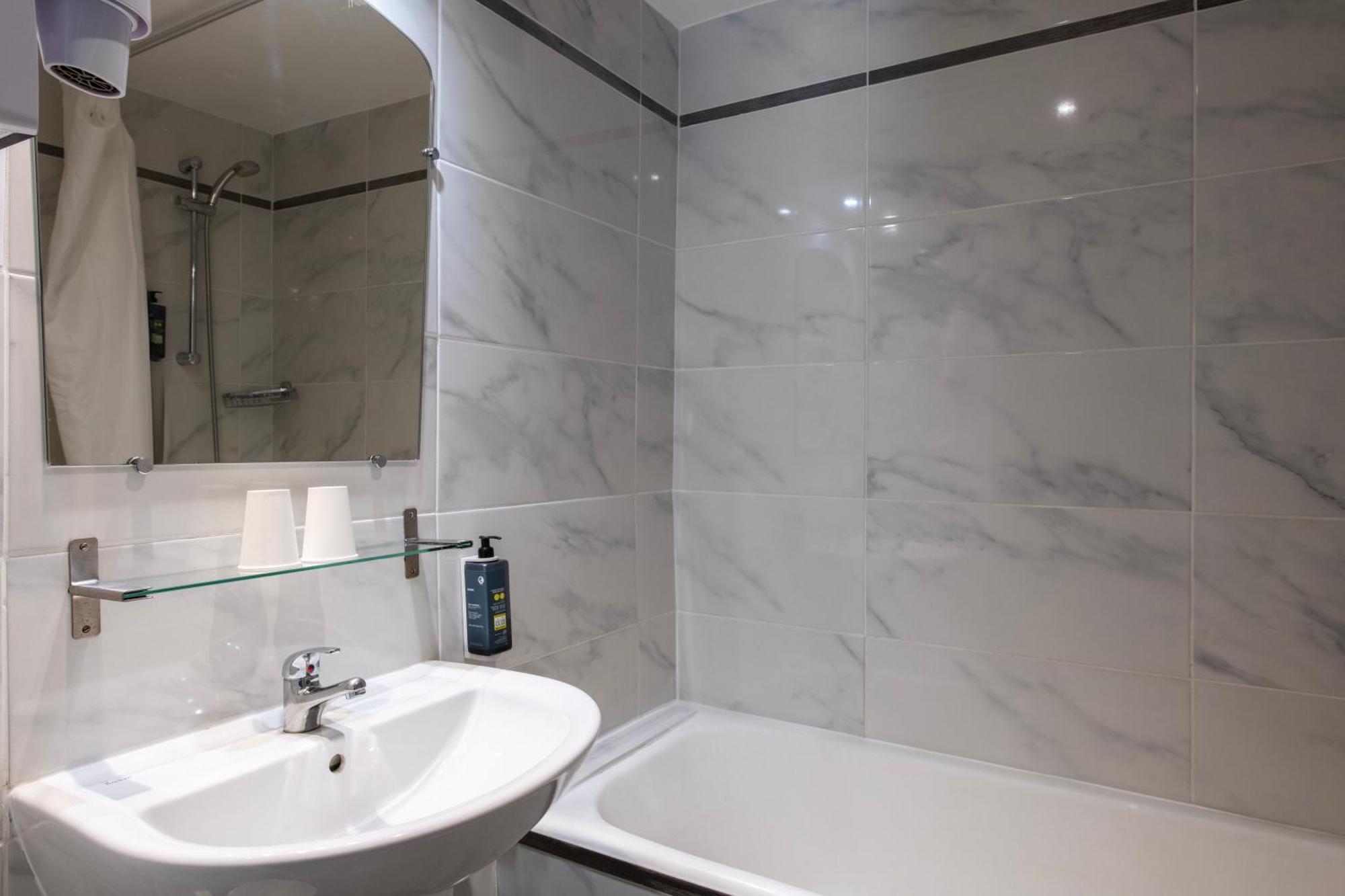 Single Room,1607654349:JPEG