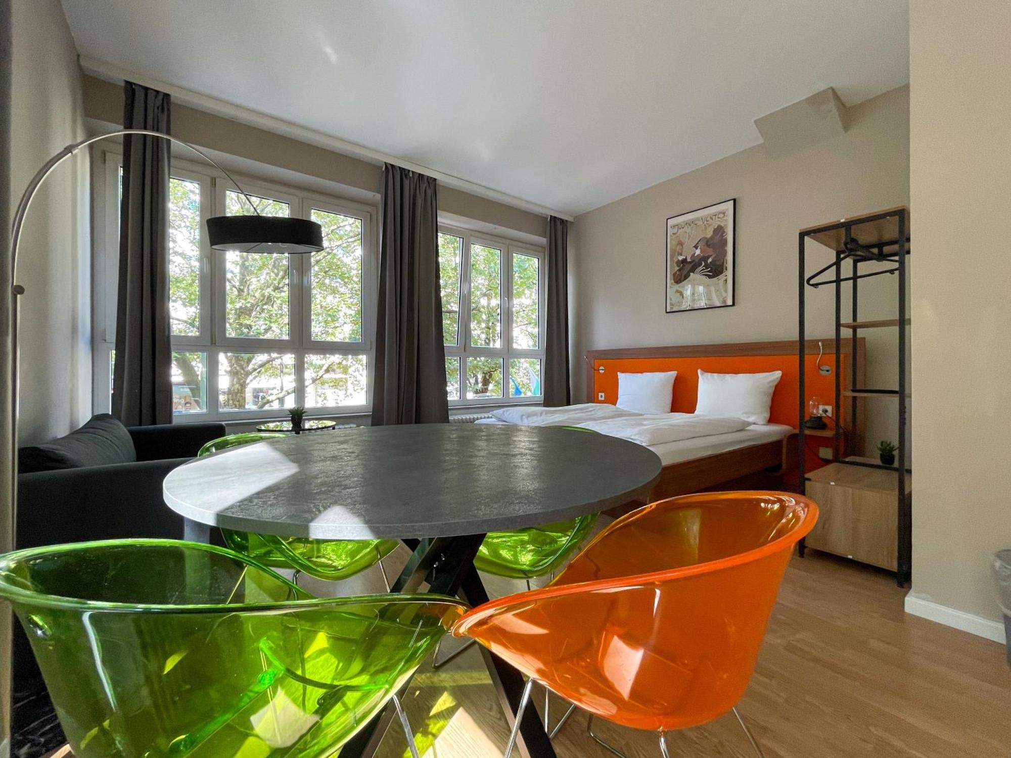 Multiple bed room up to