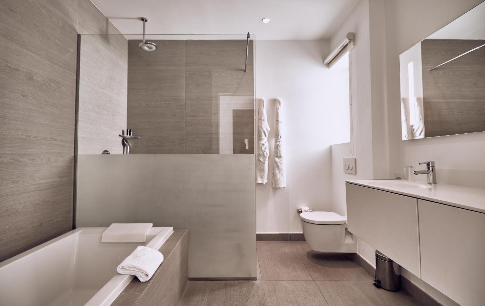 Divinity Bliss 1 bedroom sea view