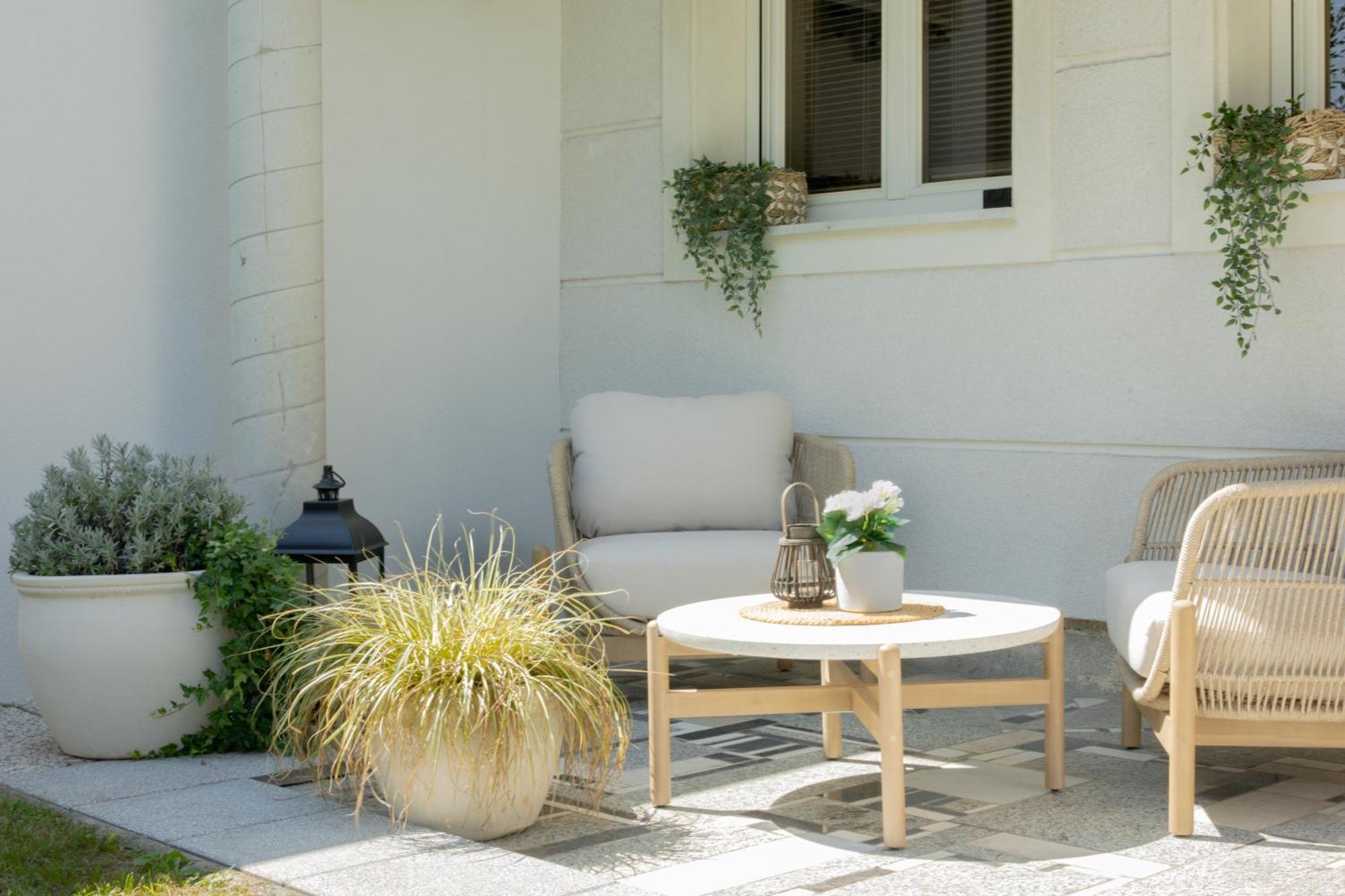 Studio Terrace Private Bathroom