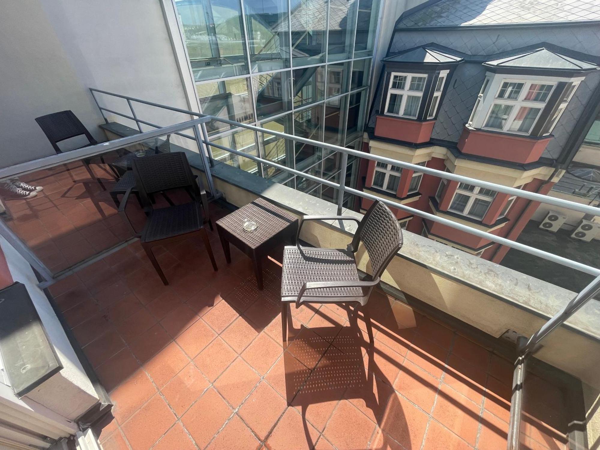 Single Studio Balcony
