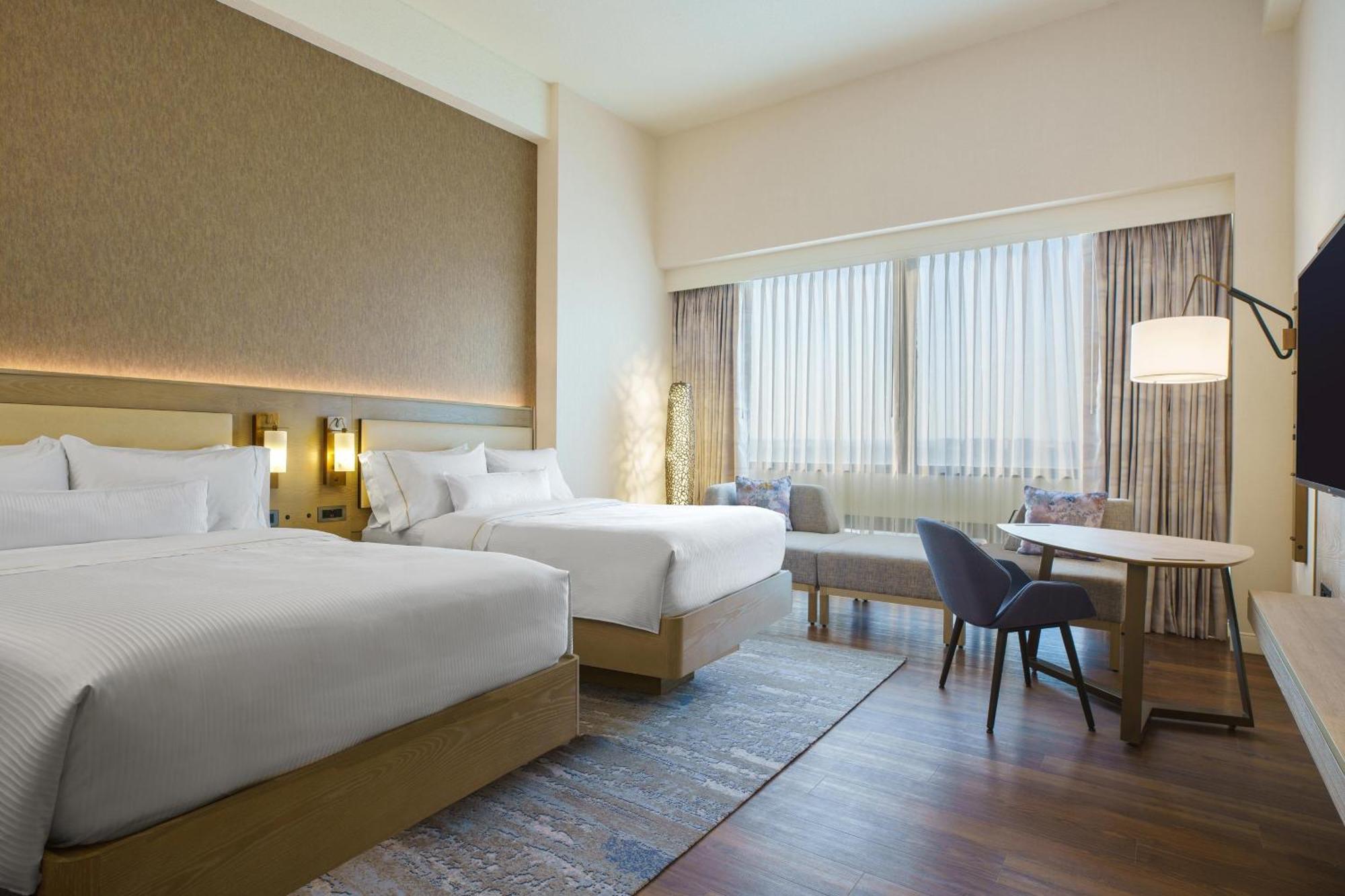 2 Queen Beds High Floor