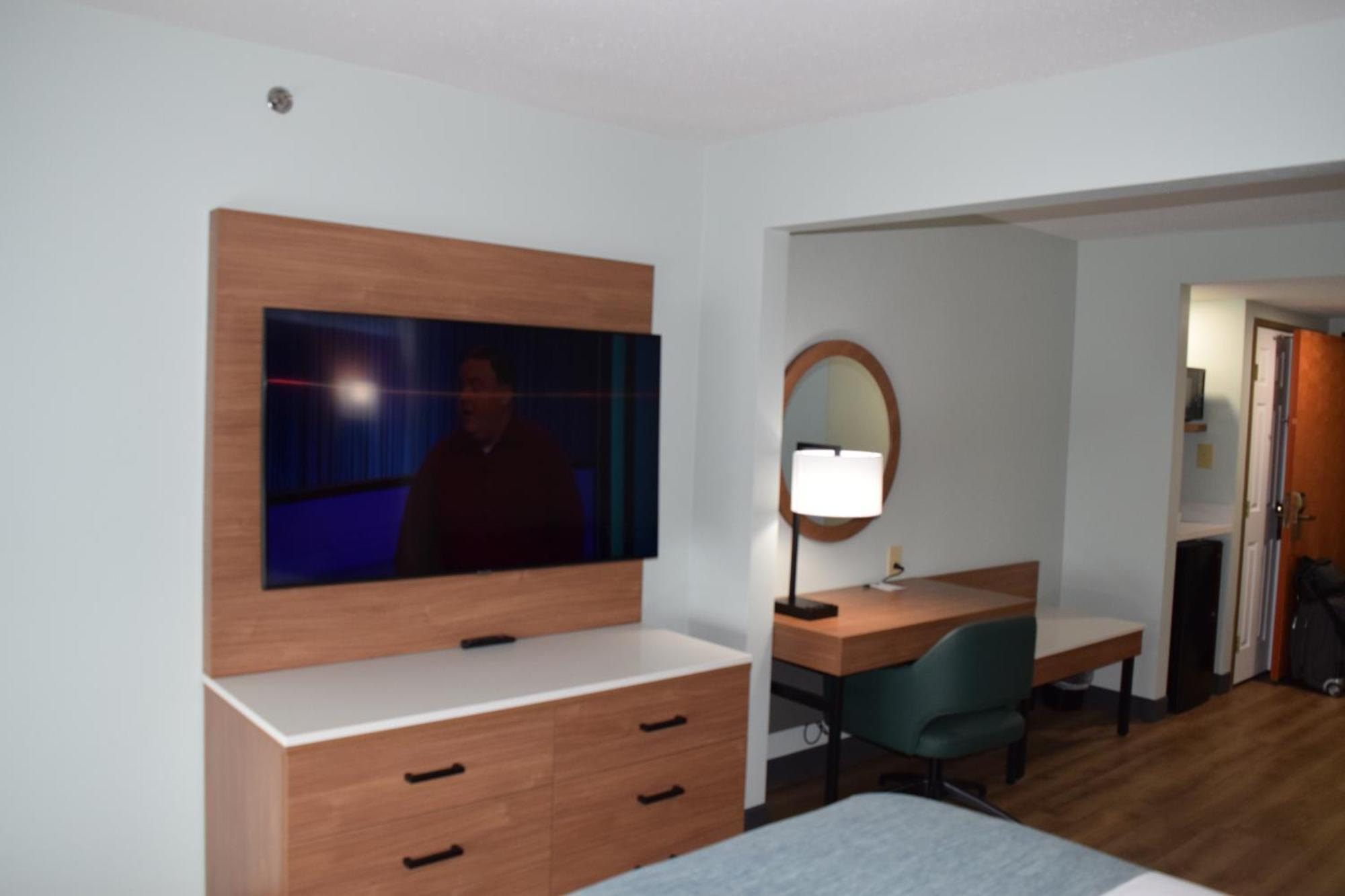 King Room - Non-Smoking