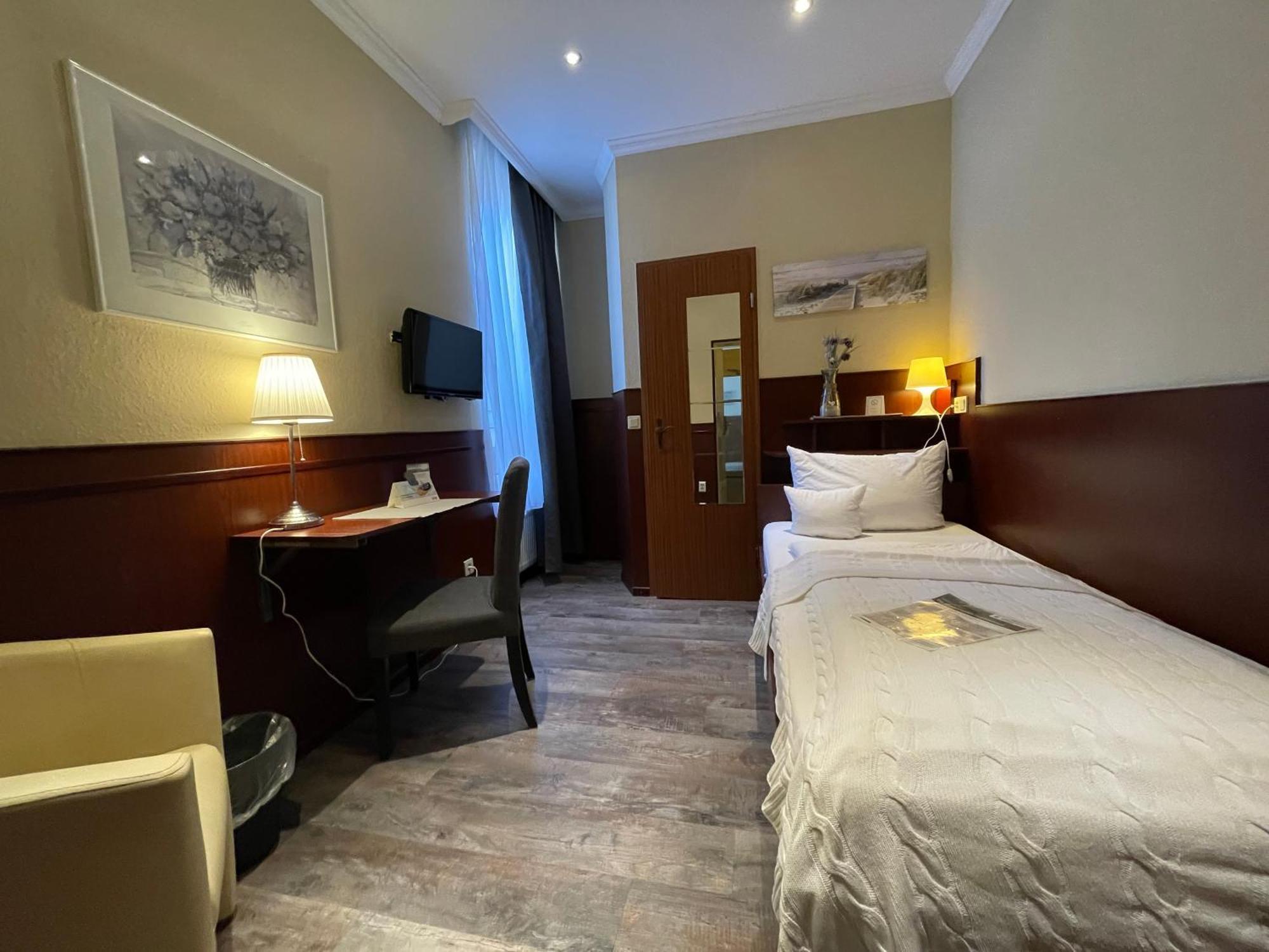 Single Room
