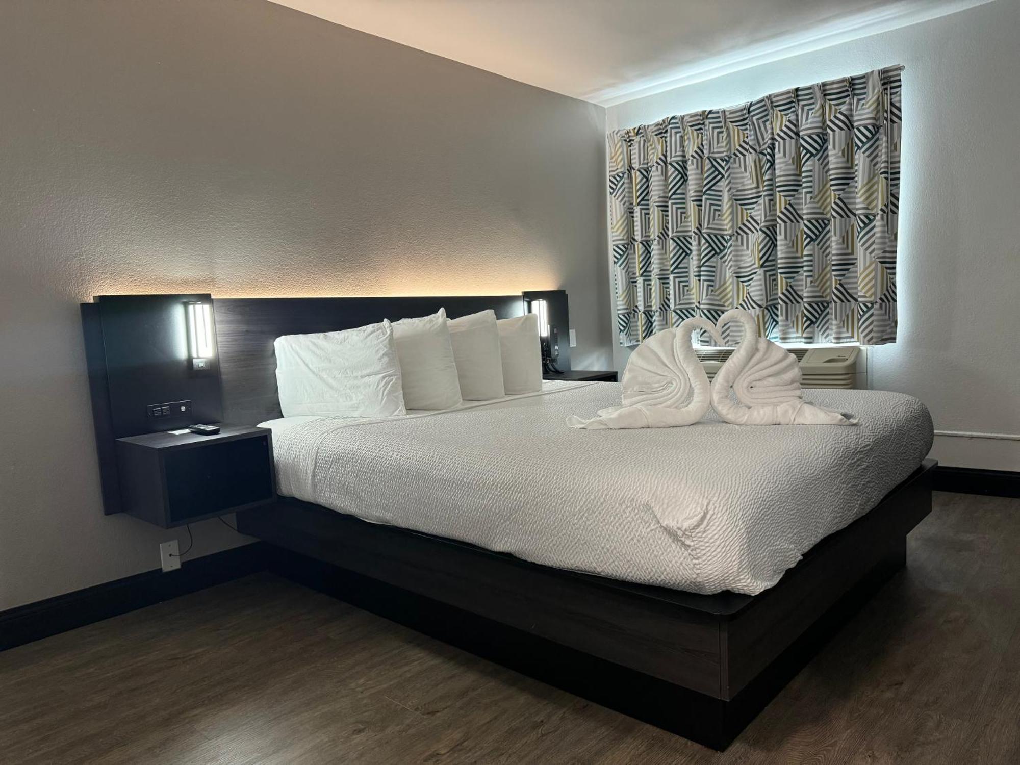 Quarto com Cama King-size