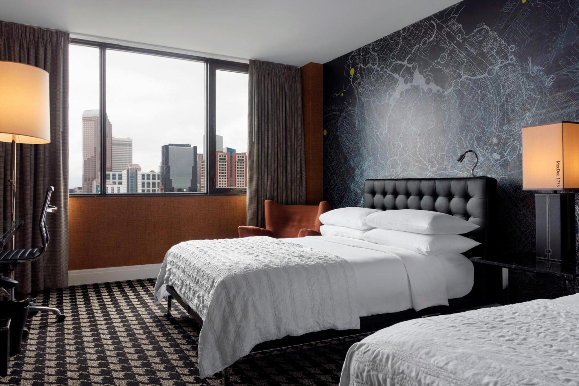 Guest room, 2 Double, City view