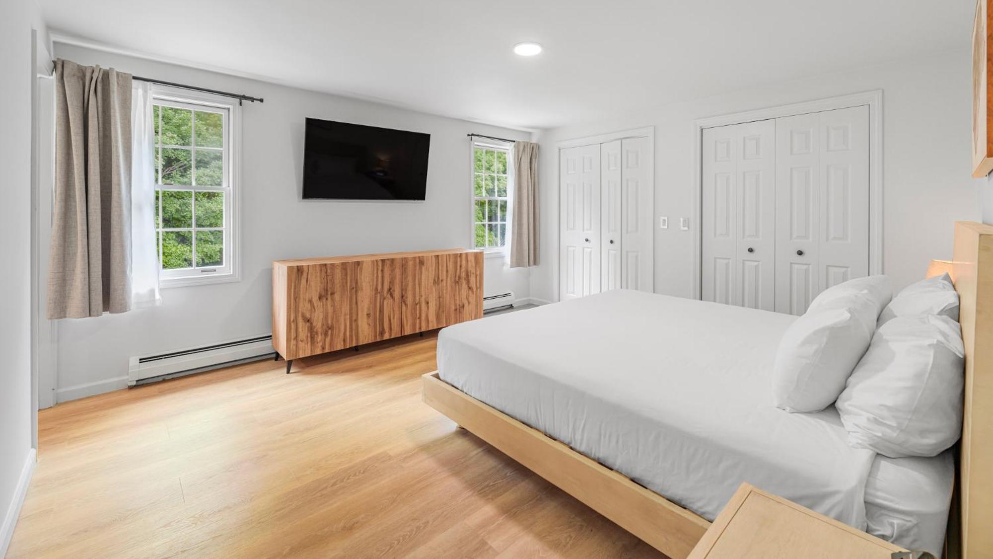 Two-Bedroom Suite