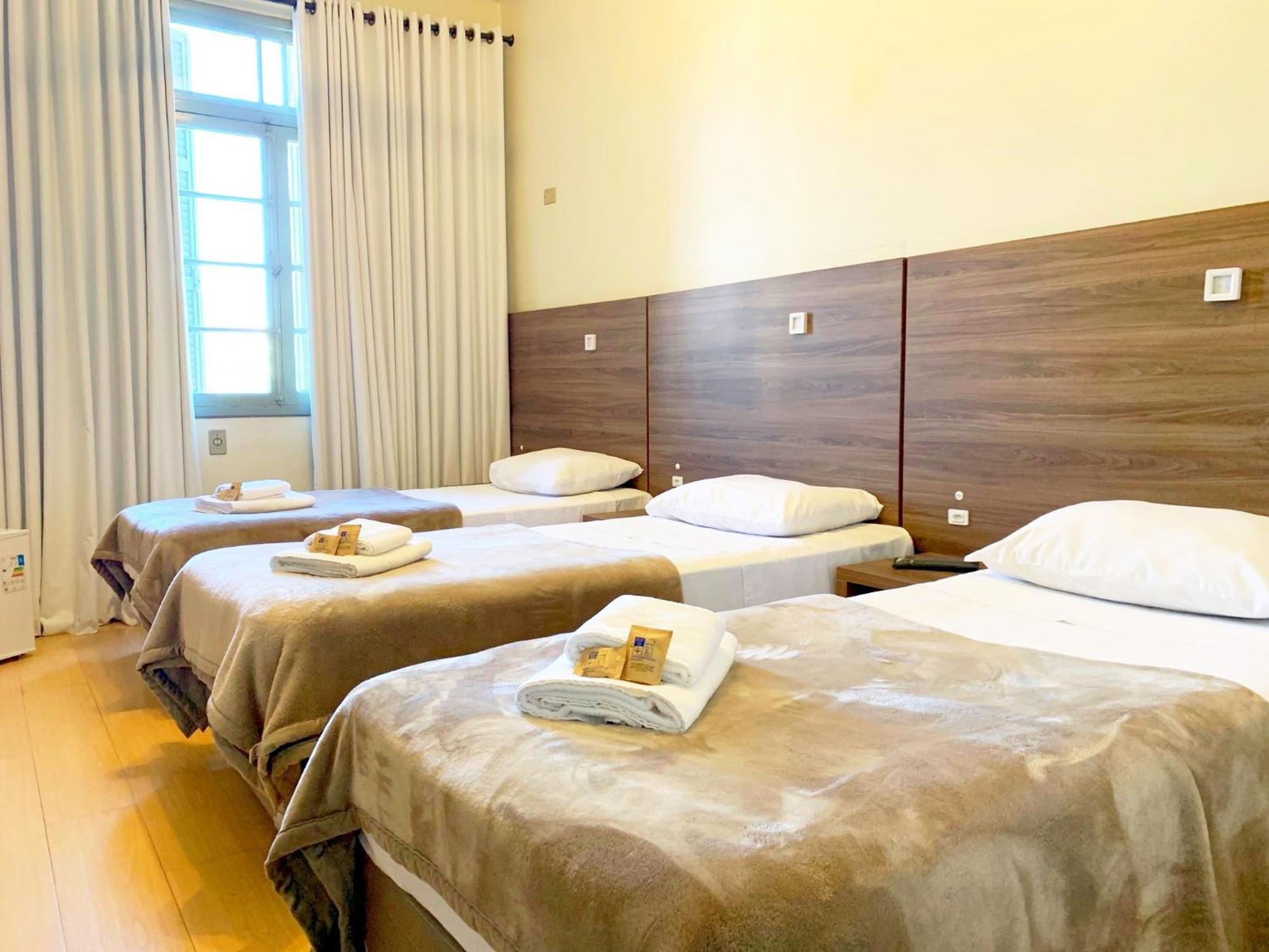 Triple Room Air-Conditioning